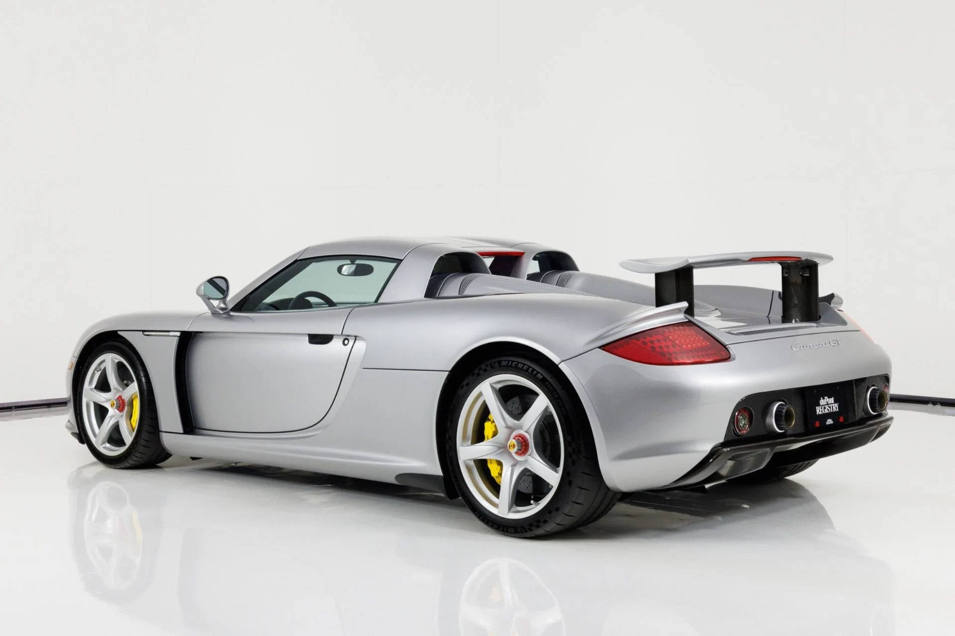 mph005_1597699583_Used_2004_Porsche_Carrera_GT_1780433561_a430db53e8