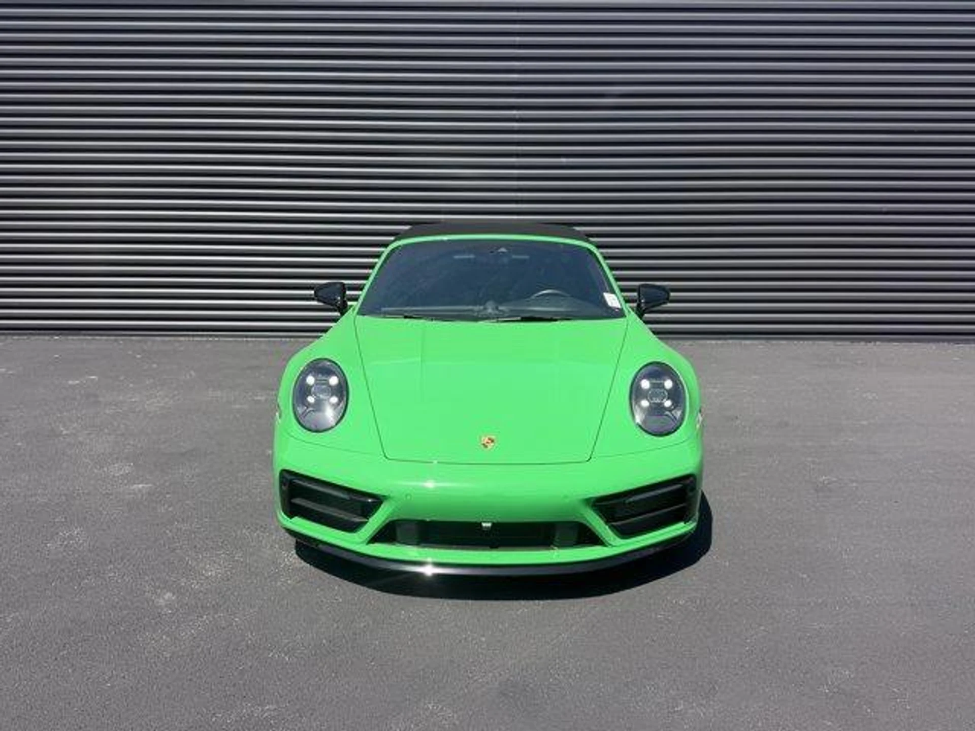 mph005_1598372174_of5f8u_VB_Kk_Vu1dy4l_ahenw_Uzy_U_a33f03a603