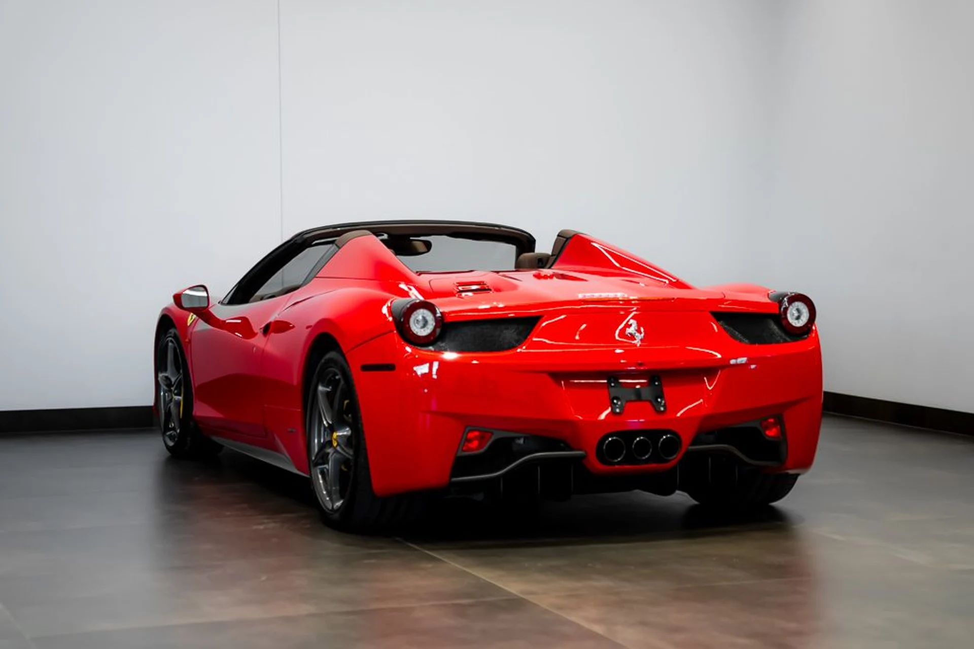 mph005_1600391914_ferrari_458_italia_2013_jpg_v_1762274091_0fa18fb16d