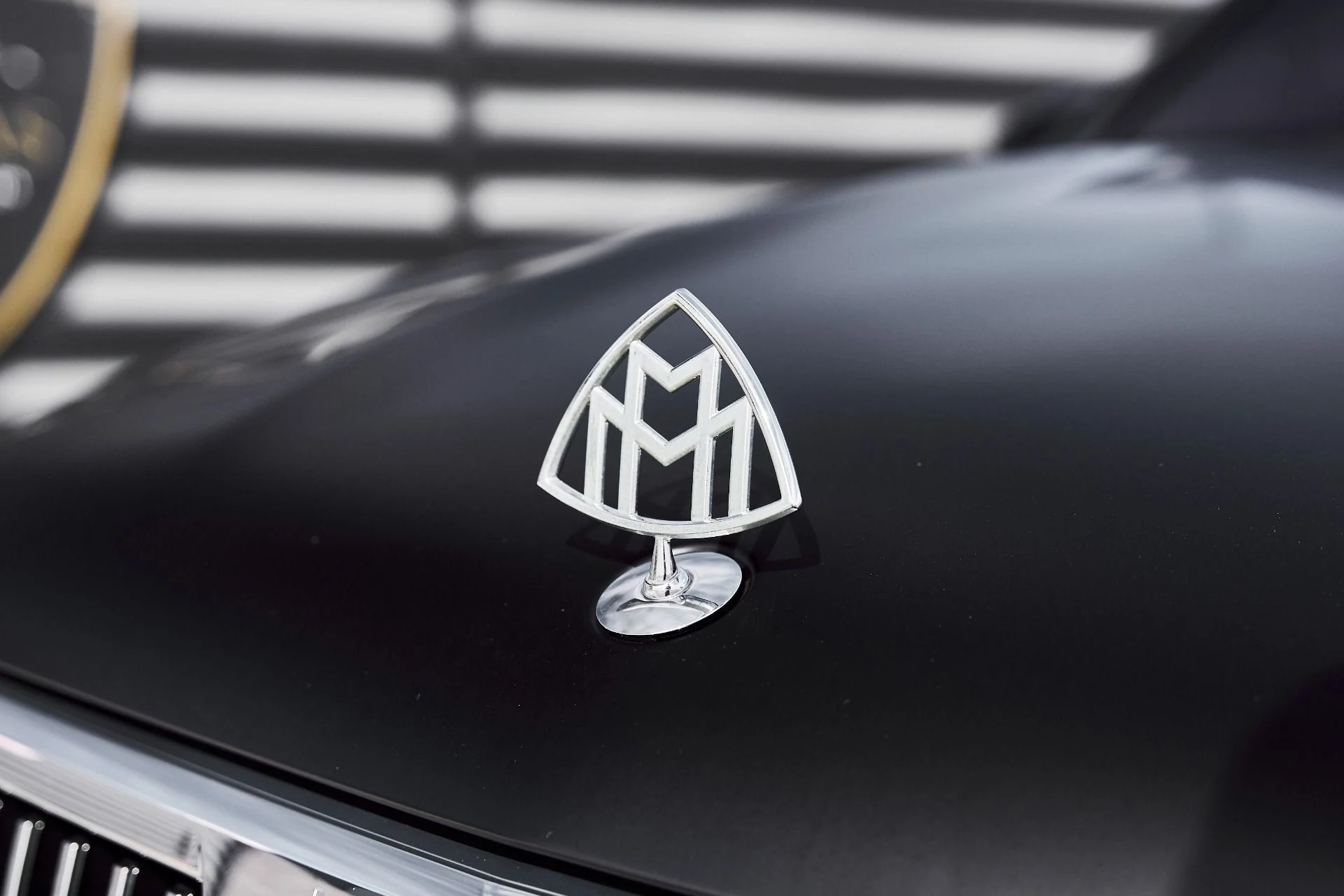 mph005_1640974839_Used_2024_Mercedes_Benz_GLS_Maybach_GLS_600_1773530579_cf49878327