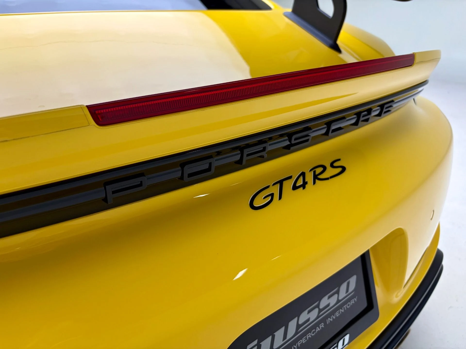 mph005_1643644204_Used_2023_Porsche_718_Cayman_GT_4_RS_1777938796_a5b358a8f3