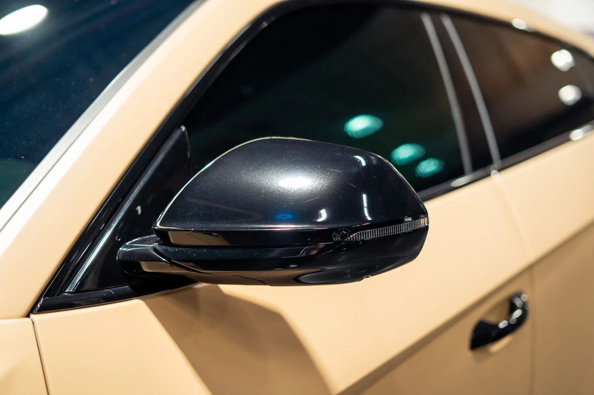 mph005_1654689724_Used_2020_Lamborghini_Urus_1784575479_a92fc46441