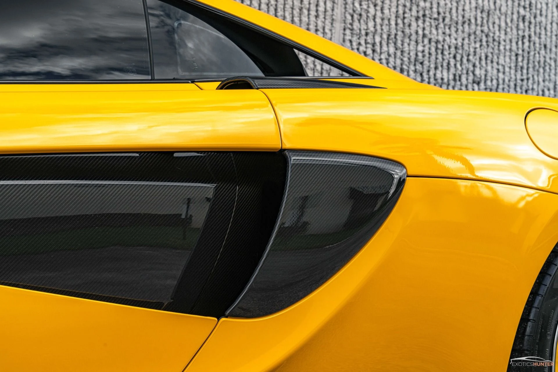 mph005_1654856425_Used_2016_Mc_Laren_570_S_w_EVERY_Carbon_Exterior_Pack_Lux_Pack_Front_Lift_1754945163_a646ef88a3