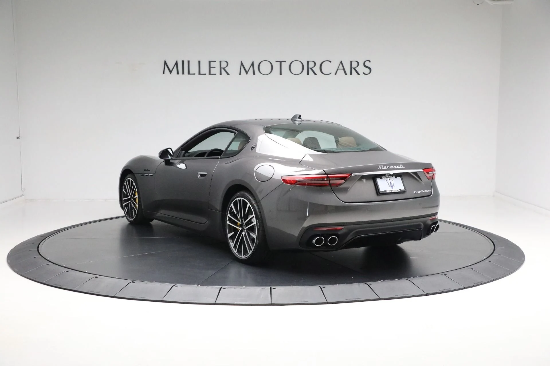 mph005_1655061188_Used_2024_Maserati_Gran_Turismo_Modena_1783952207_58209ae7b9