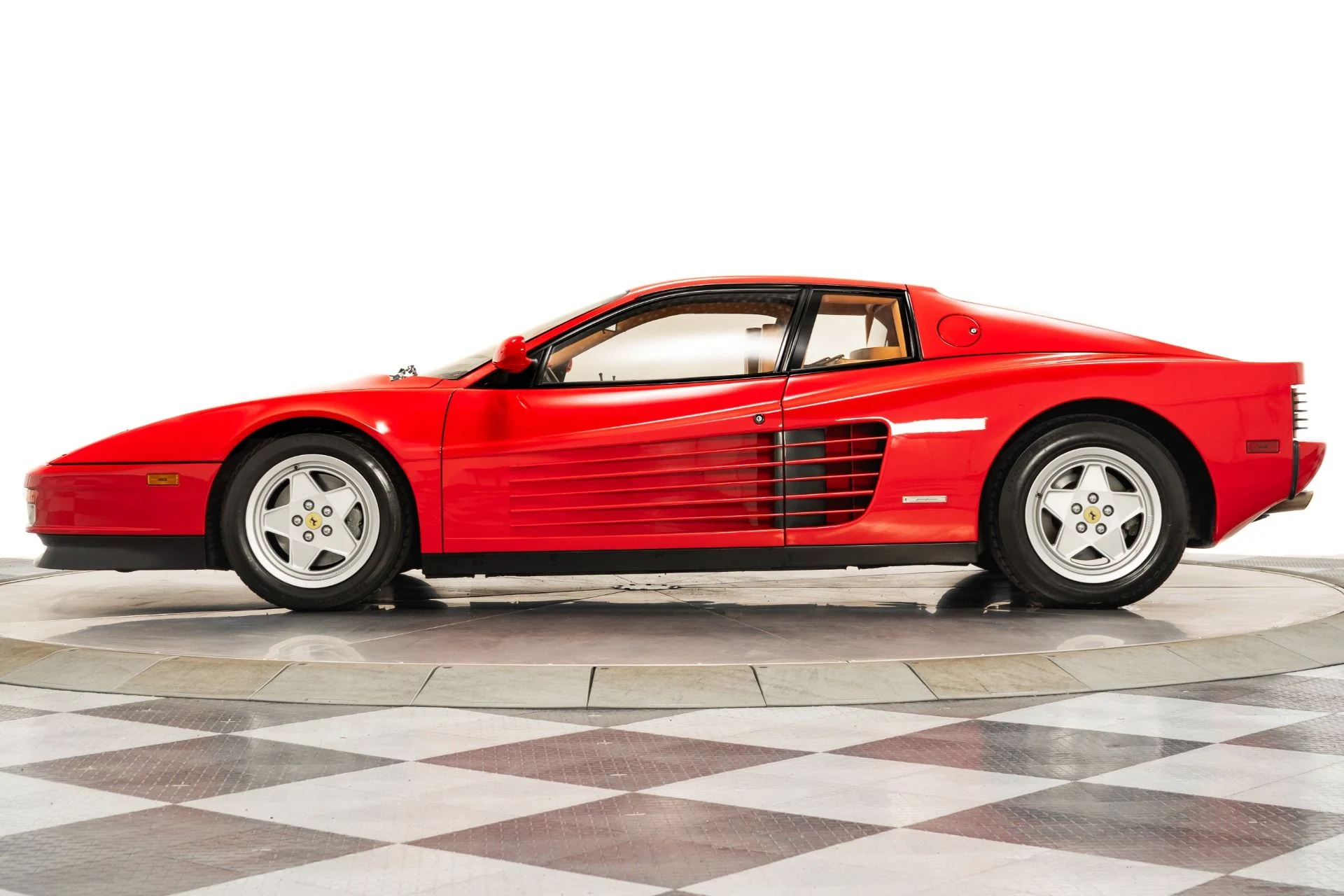 mph005_1655526106_Used_1990_Ferrari_Testarossa_1755616861_00613eee6f