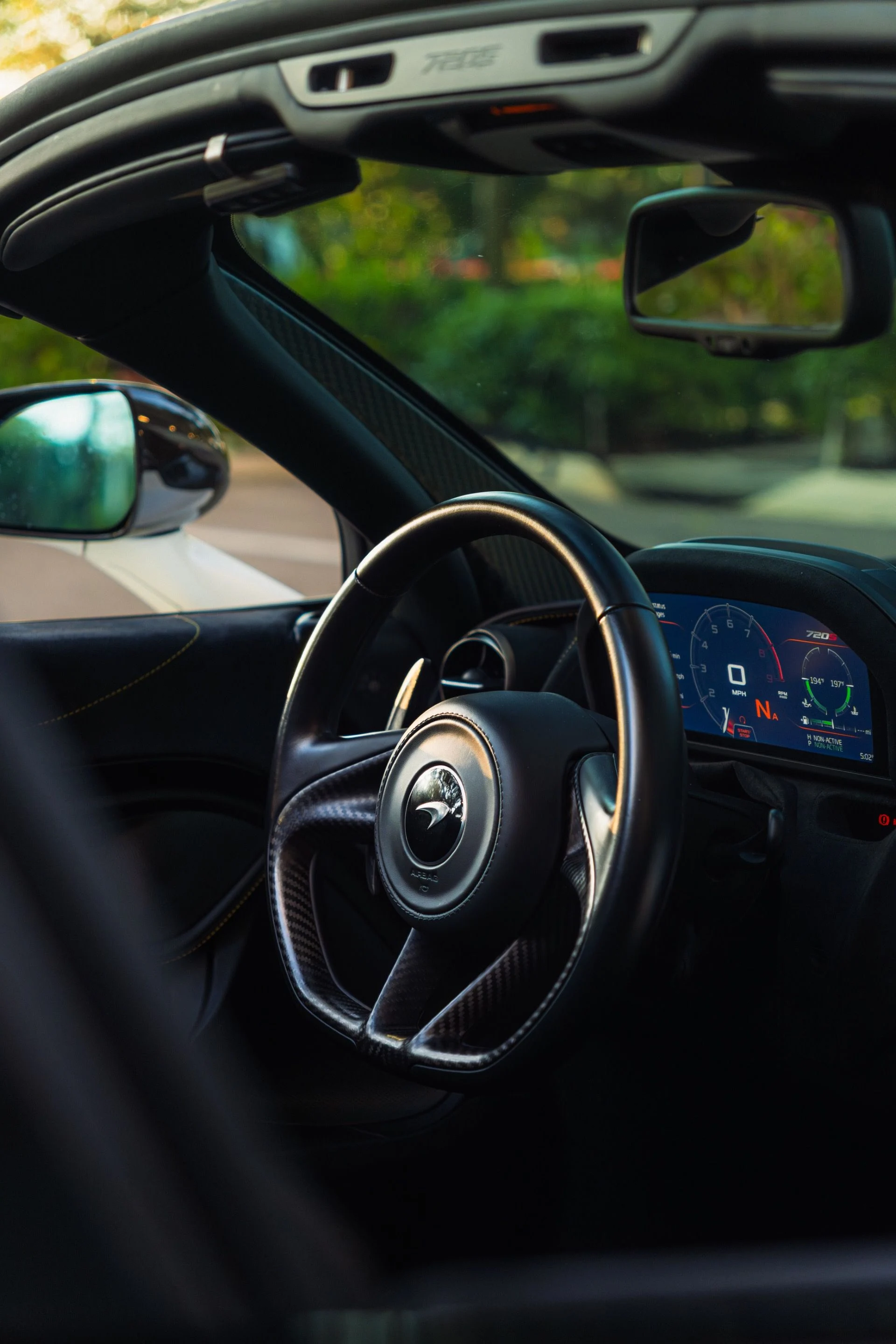 mph005_1660758466_Used_2020_Mc_Laren_720_S_Spider_1764794207_5c36bce3c7