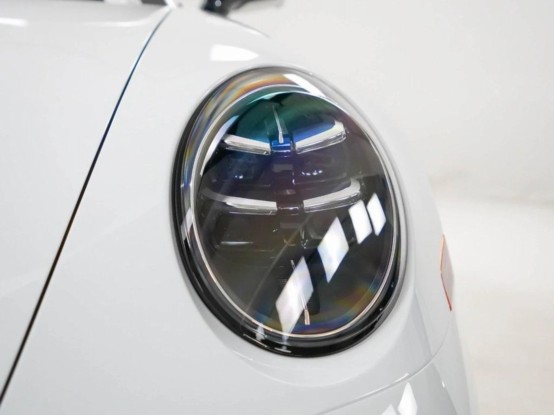 mph005_1667362750_y_L99a_U9_Kn3h08c_Cnv1_ECI_Czvt_Fs_00ad3d56dd