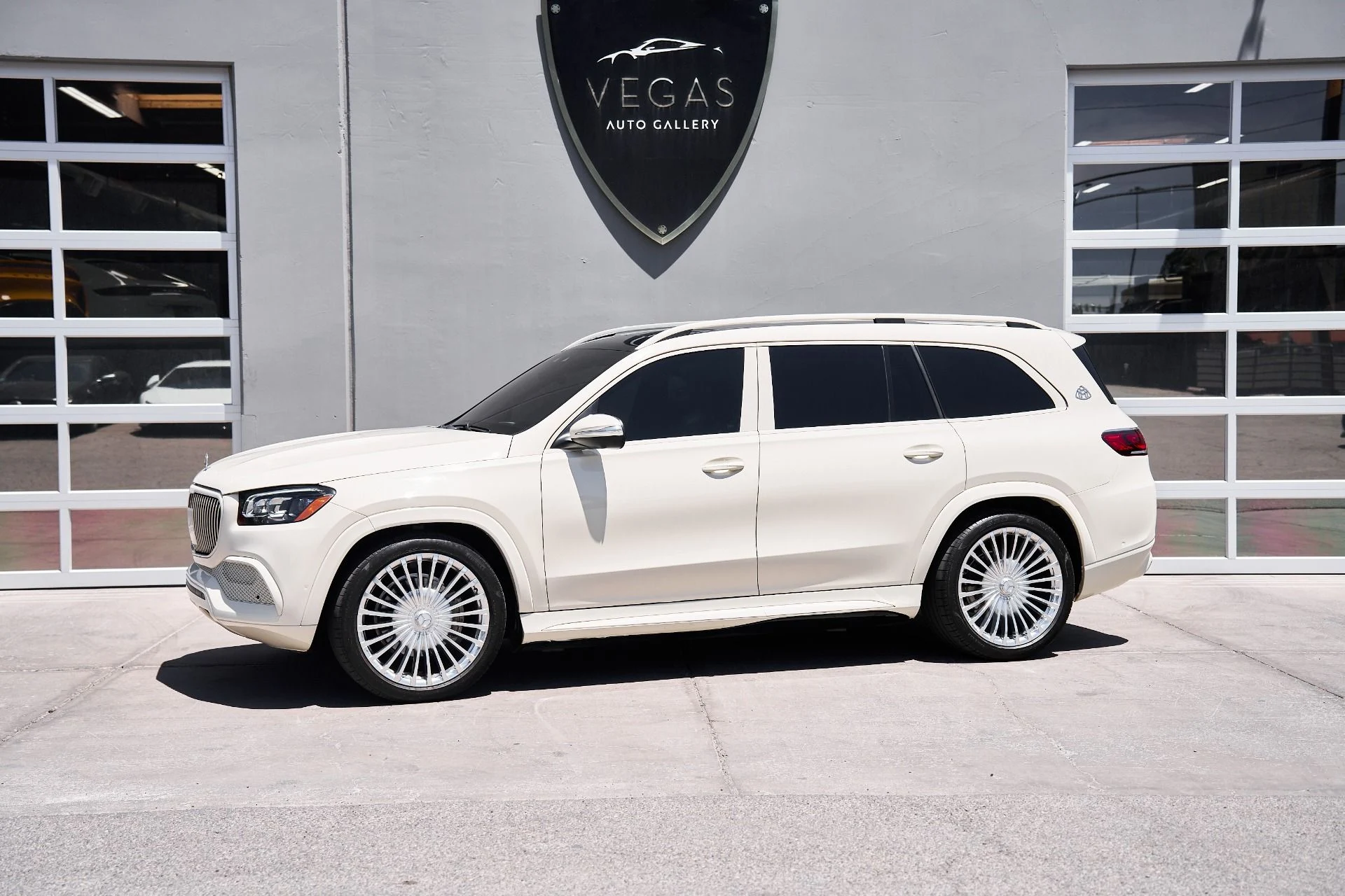 mph005_1669934189_Used_2021_Mercedes_Benz_GLS_Maybach_GLS_600_1750720841_1e458791c5