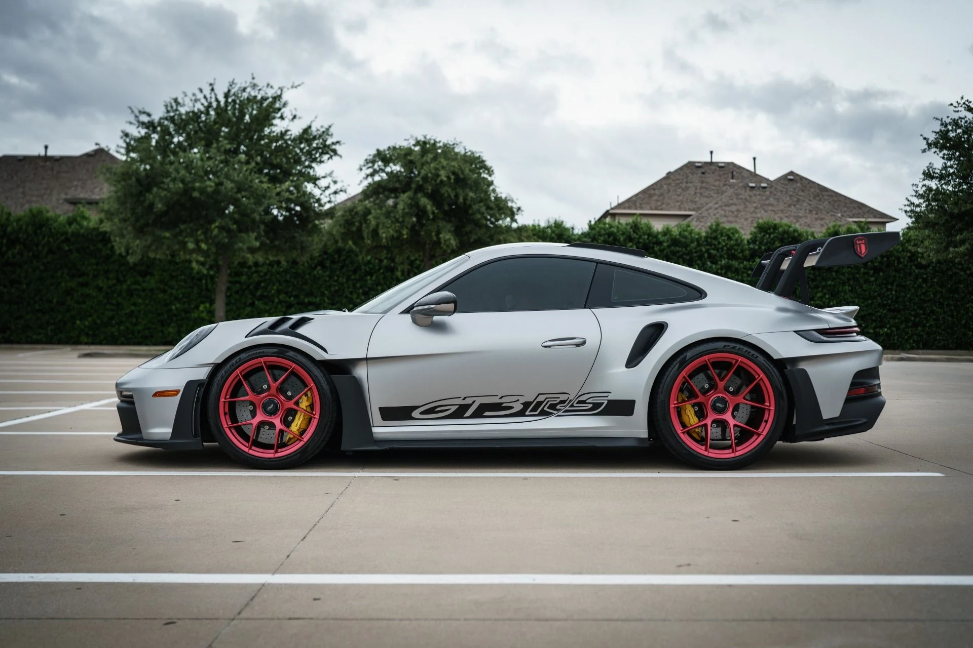 mph005_1672797409_Used_2025_Porsche_911_GT_3_RS_1777653448_a797b959e4