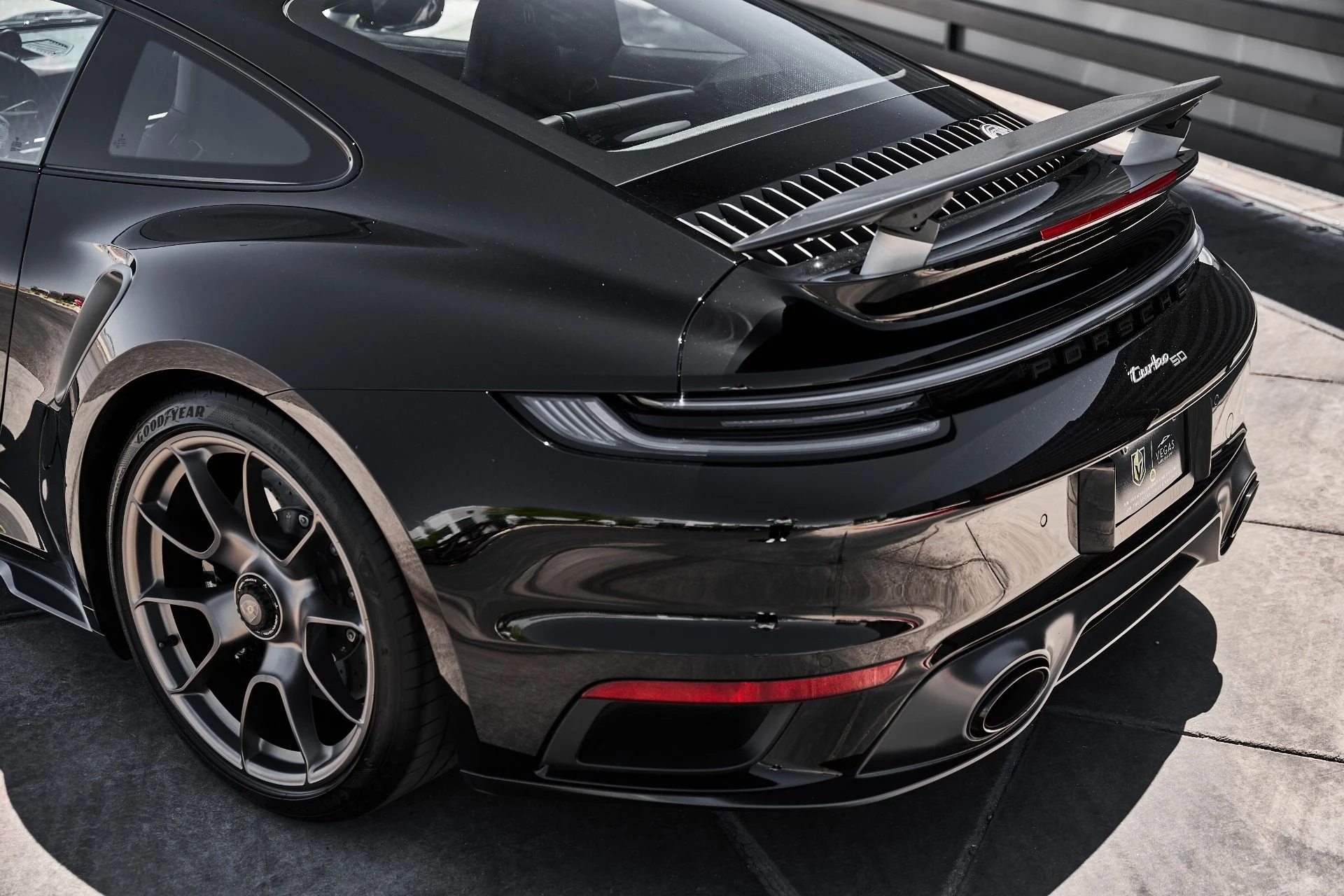 mph005_16766872_Used_2025_Porsche_911_Turbo_1782870209_60ed4889f9