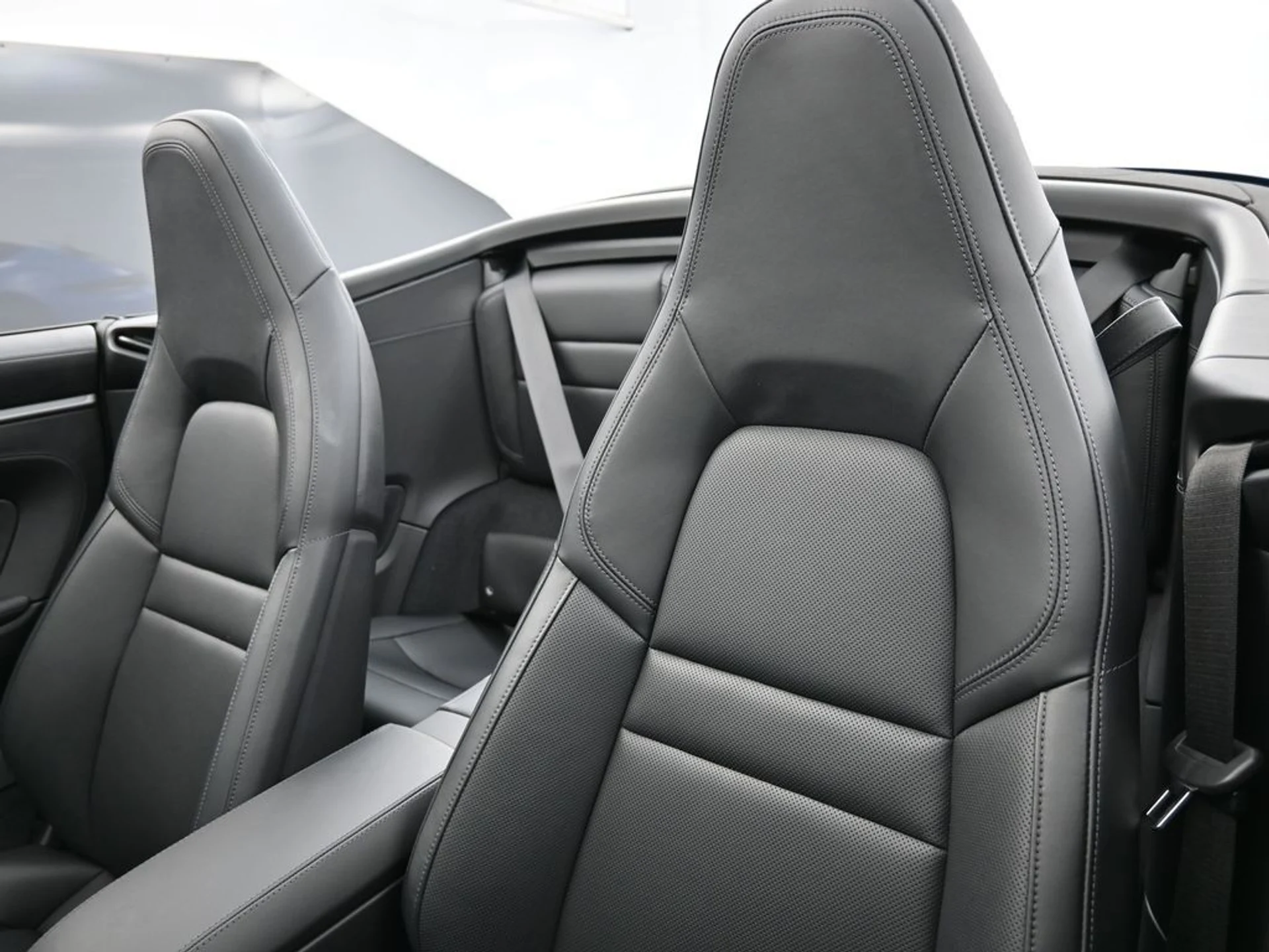 mph005_167788977_0a7bb00d5a2a9ebd5230954766f6357f_4ce483b6d2