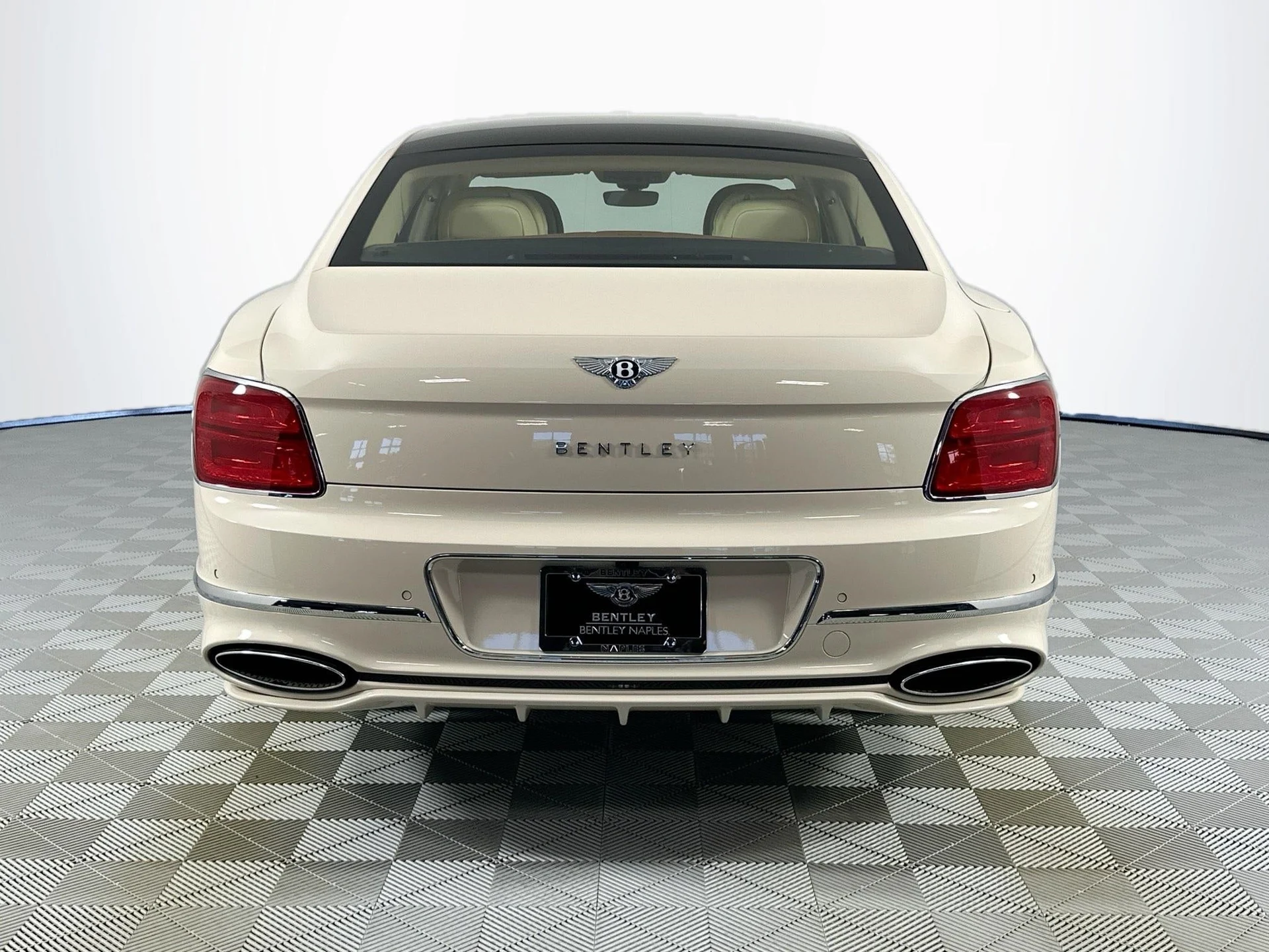 mph005_167927440_6_76cce51093