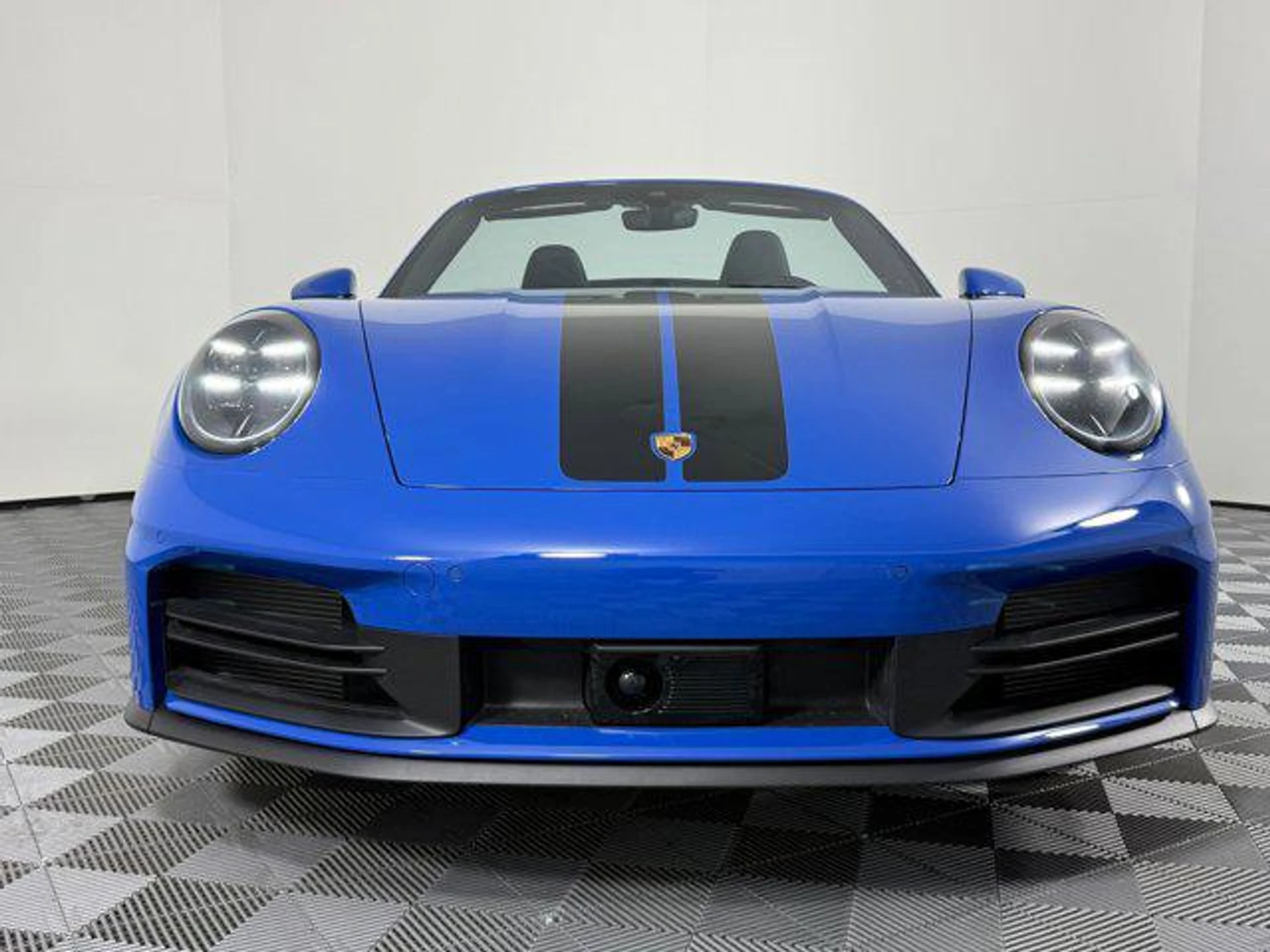 mph005_1684976537_c_HA_8_OE_5_WN_Br_Uomf_NM_Nr7_C_Ew_R_Hr0_84d2bee290