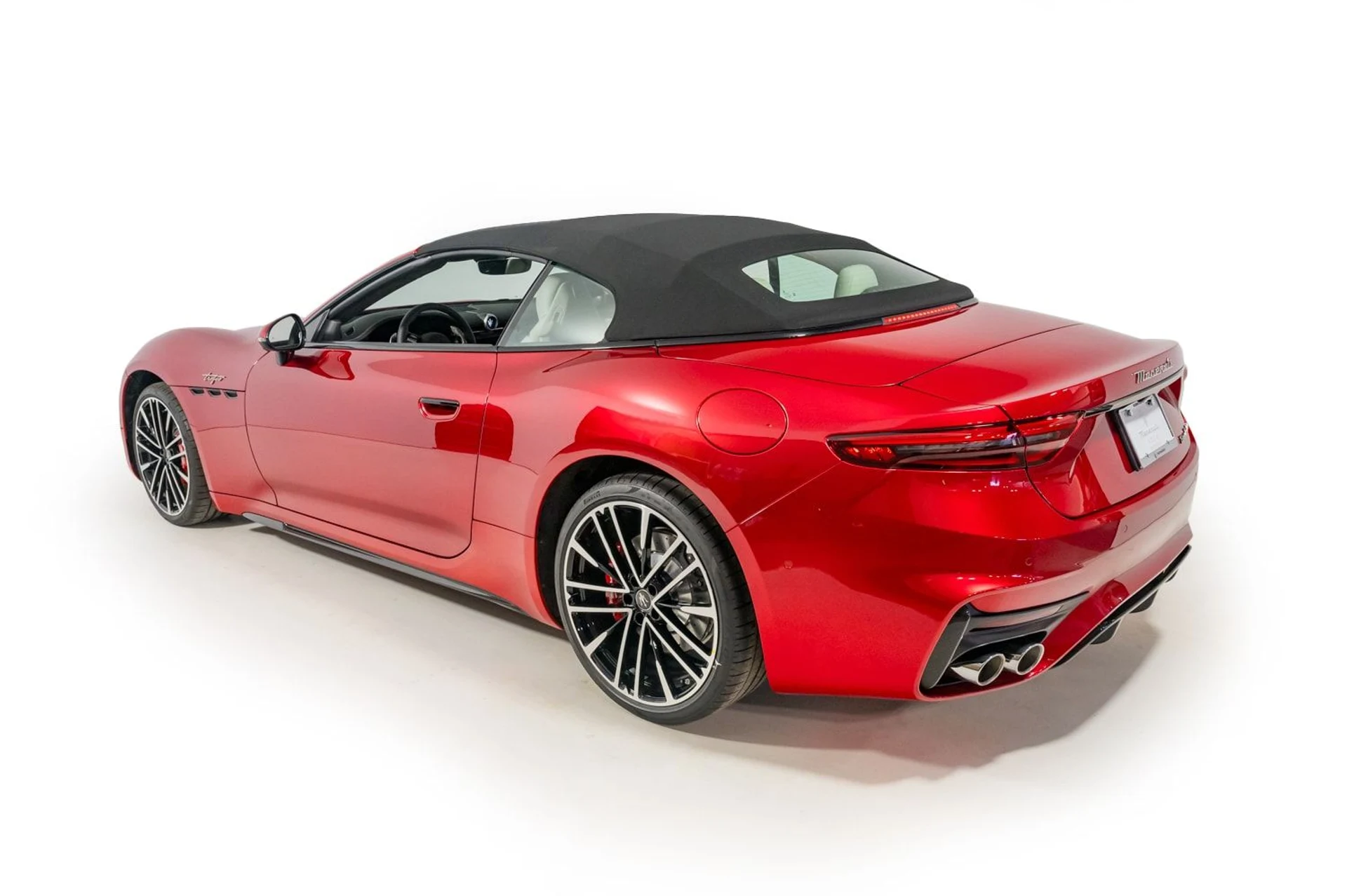 mph005_1689045498_d4eaa04c2f704f1bab2234693a6adaaf_175e463f1e