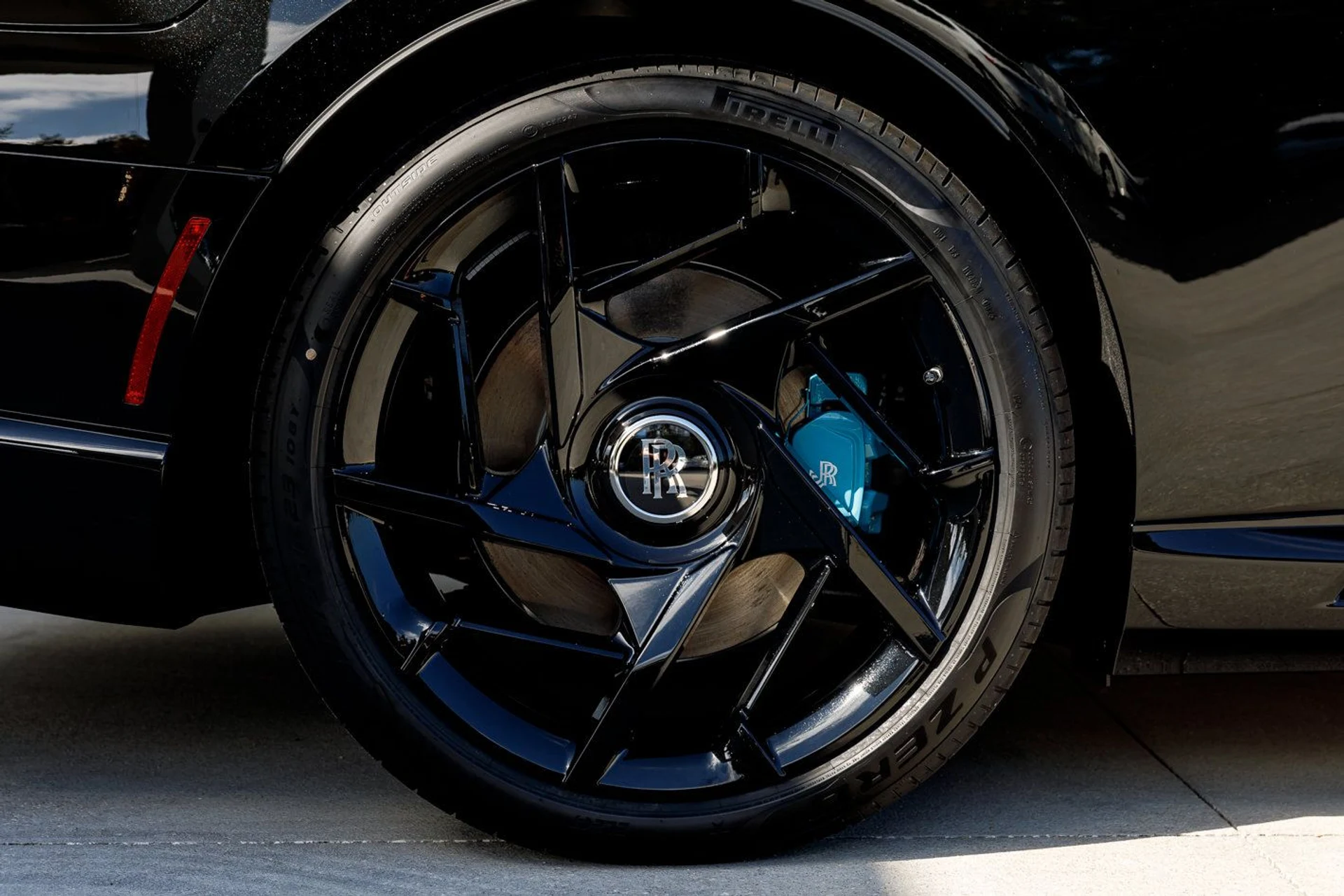 mph005_16940712_aa324616b4c27e16626a48168bed4a56x_4d835e2d95