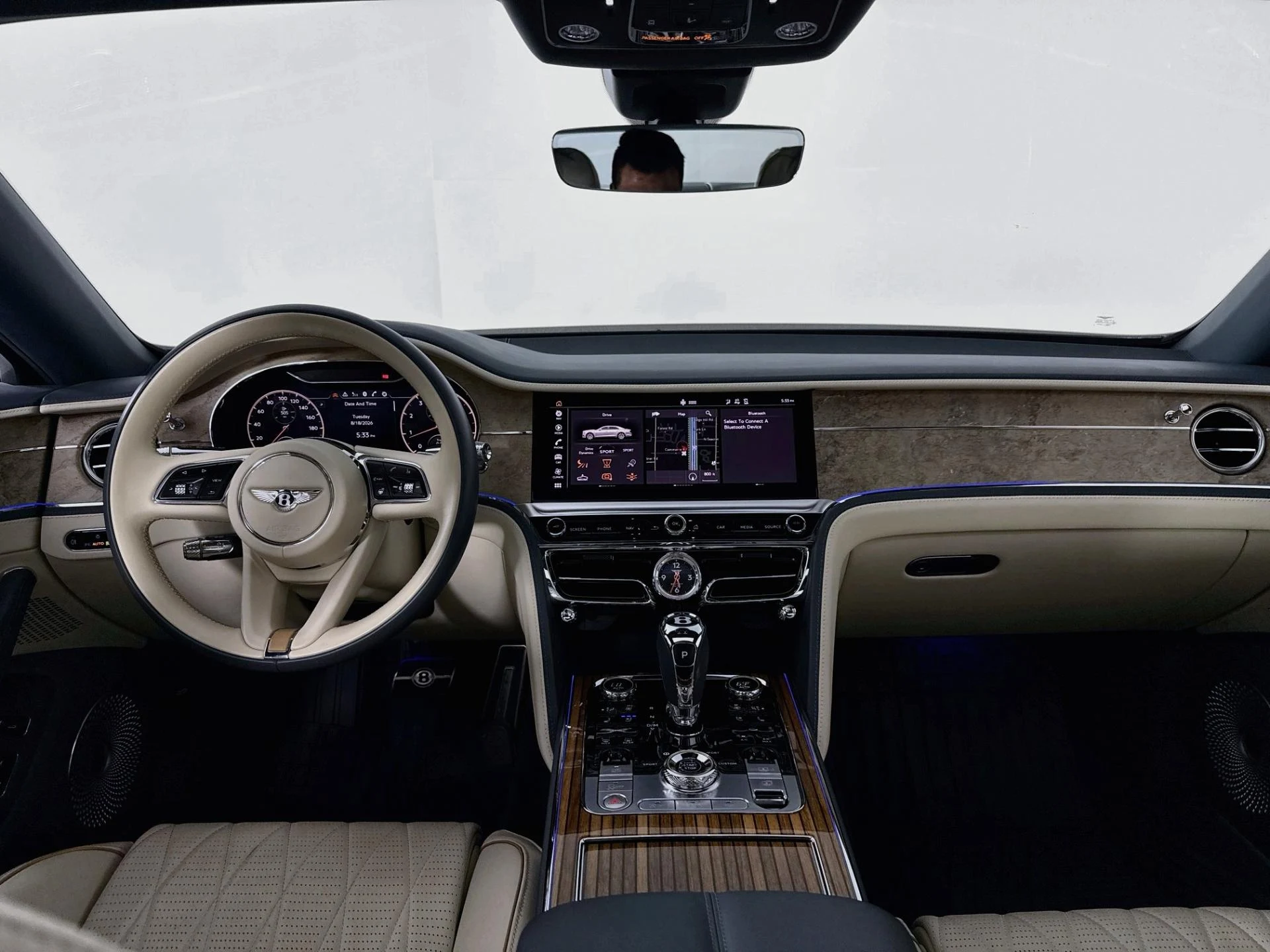 mph005_1706756193_Used_2022_Bentley_Flying_Spur_V8_1787092891_da81f1de9a