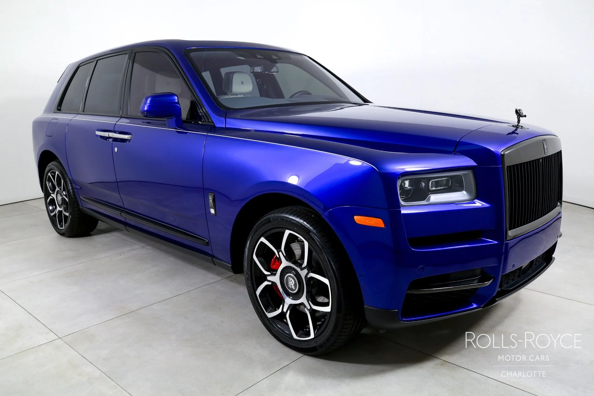 mph005_1715147166_Used_2024_Rolls_Royce_Black_Badge_Cullinan_1750954078_f31261428a