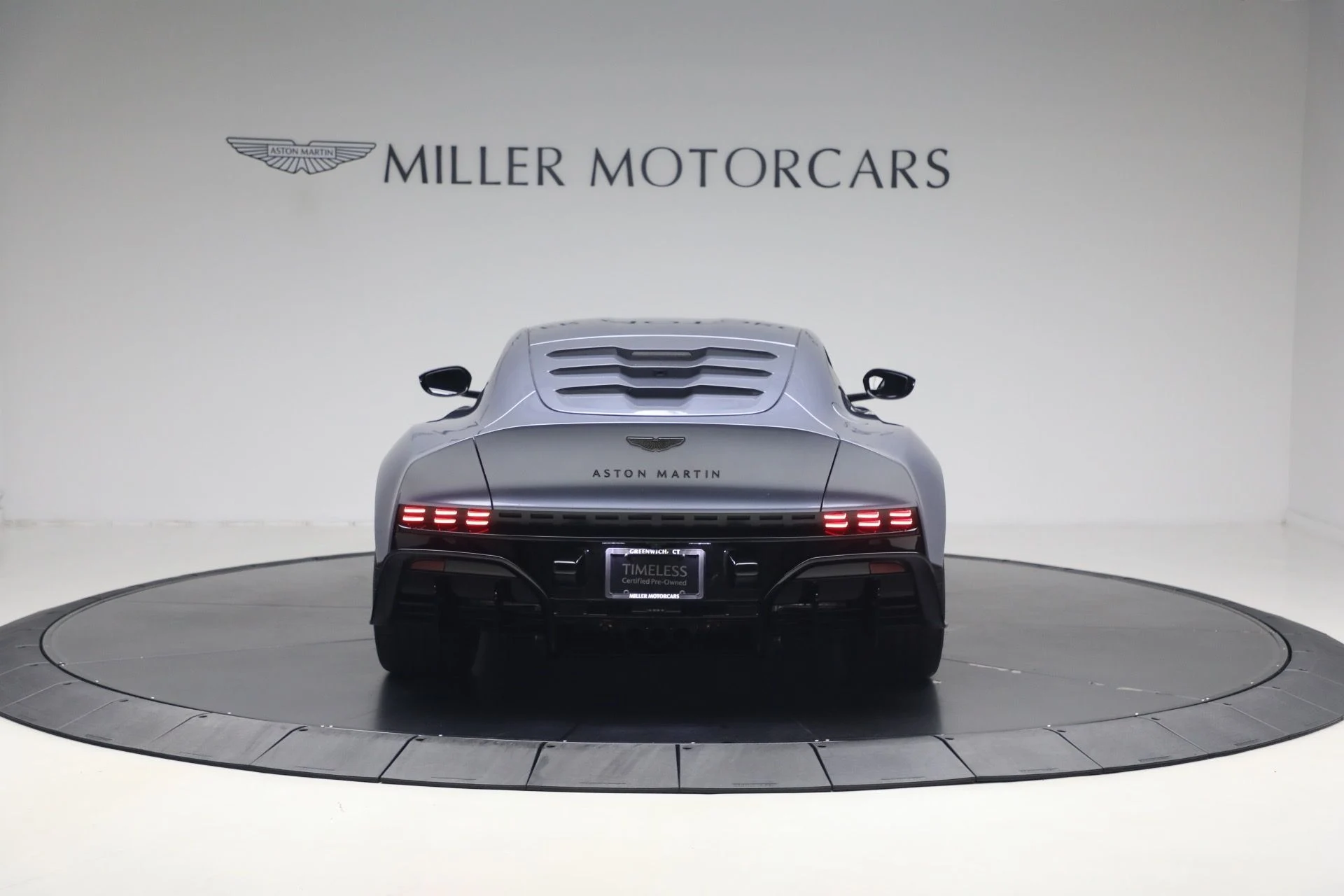 mph005_1720964498_Used_2024_Aston_Martin_Valour_1785599767_83e3c5a68e