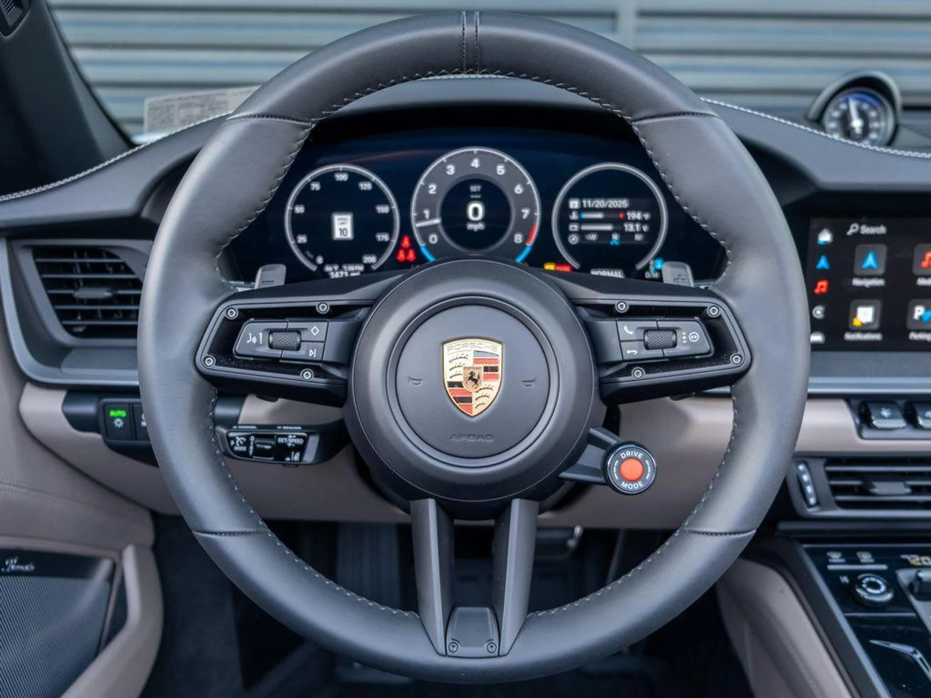 mph005_1733033317_P_Zv_WGLO_3i05_Niy1_WO_Lf_S3_Ra_UX_Us_a3a3d5f824