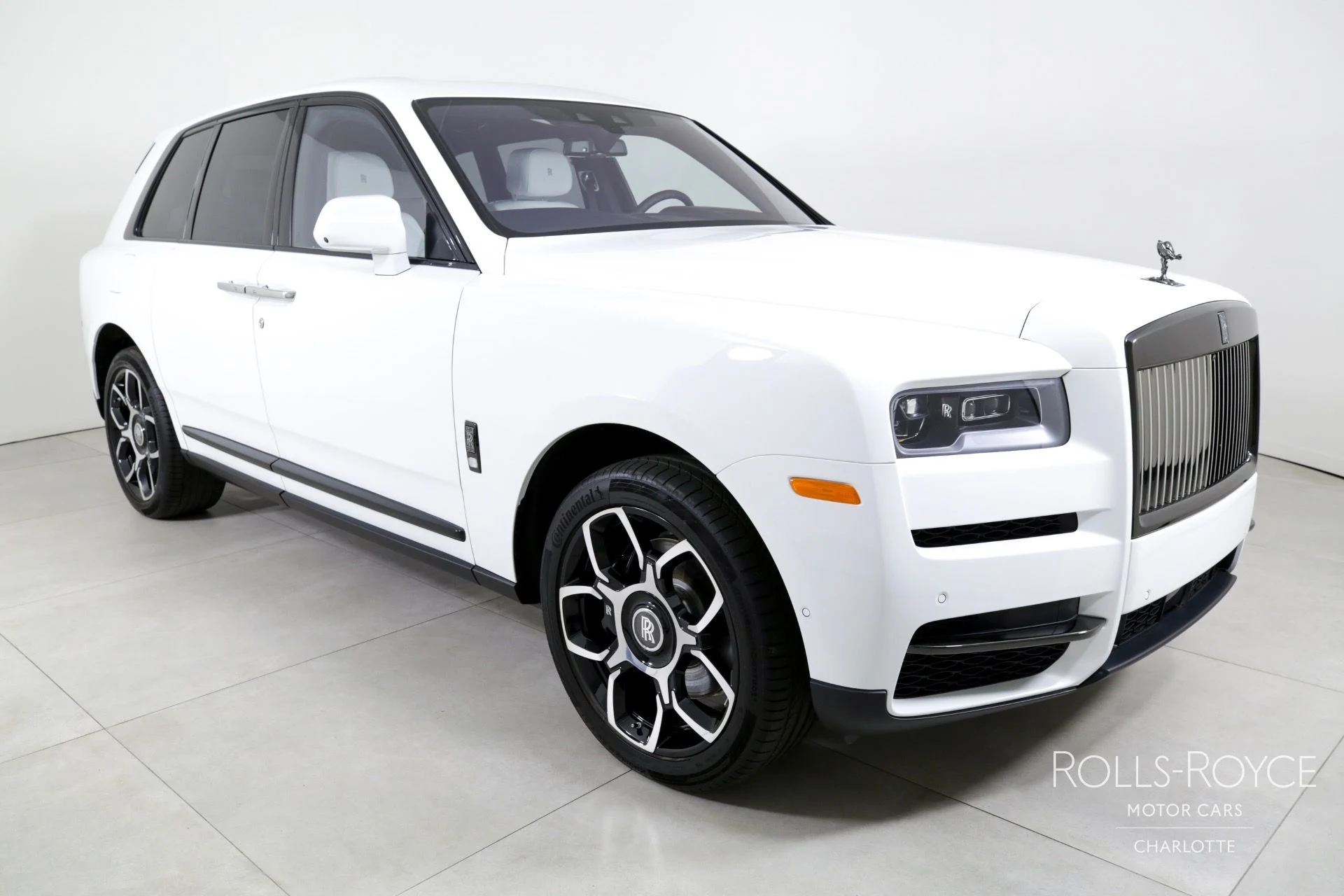 mph005_1748059729_Used_2024_Rolls_Royce_Black_Badge_Cullinan_1747256155_a2b4d8246b