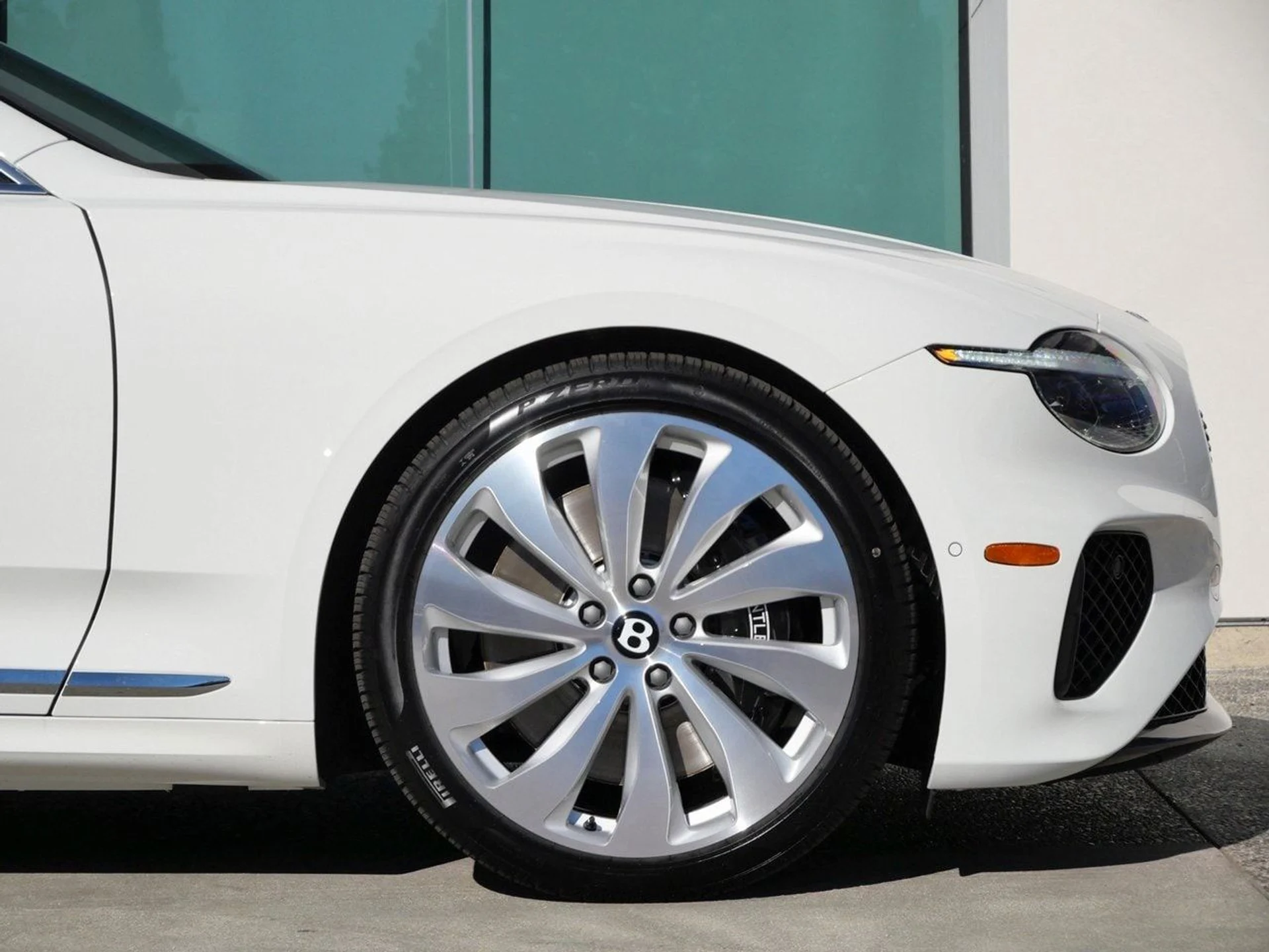 mph005_1748439712_05c1da52841d27742278169e918a8153x_5b5edc76bb