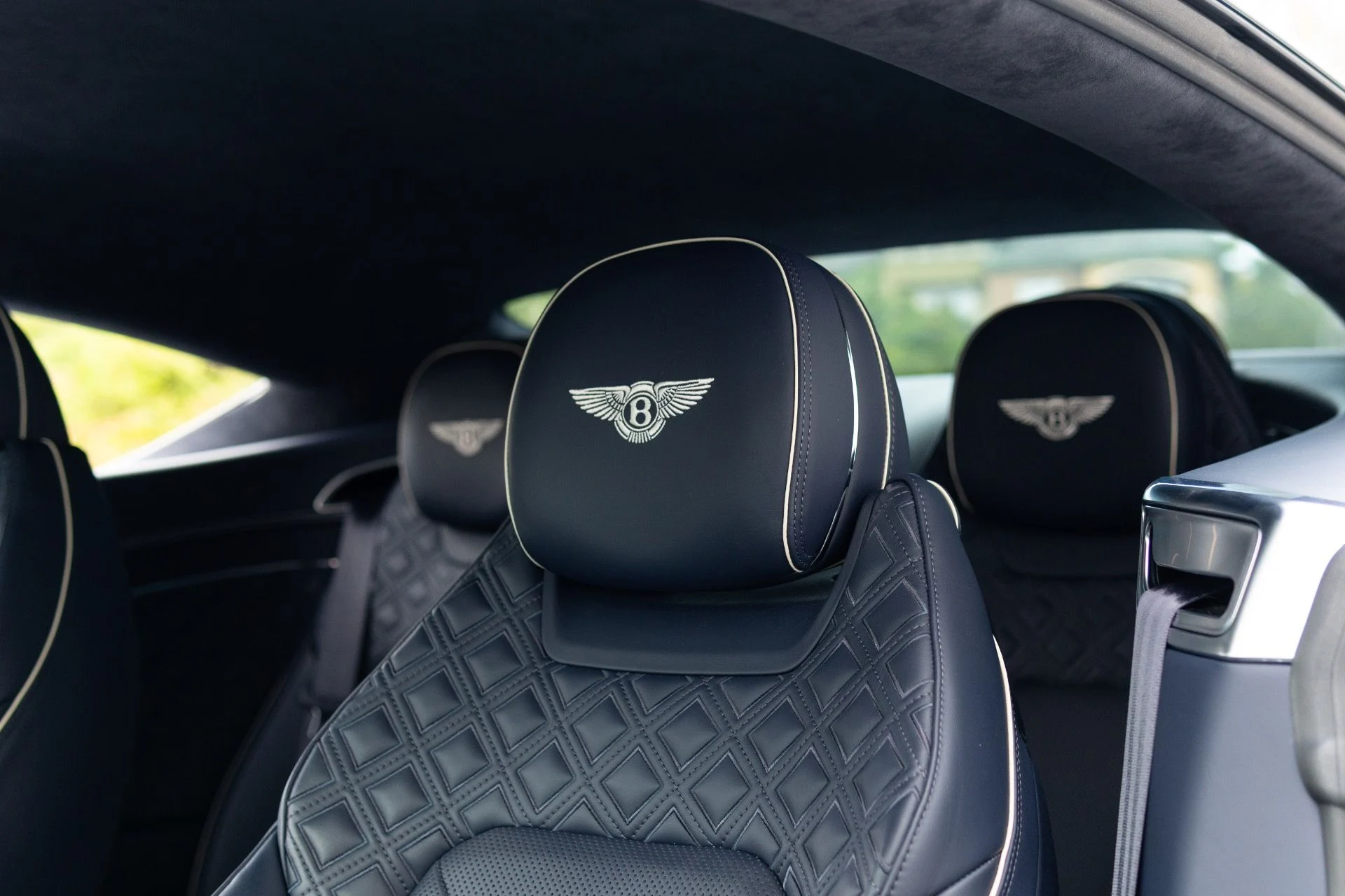 mph005_1750273756_Used_2021_Bentley_Continental_GT_V8_1772816156_5627d7197b