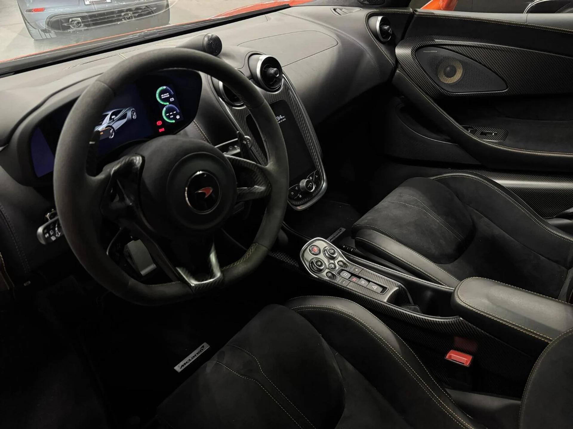 mph005_1752690142_mclaren_570s_2017_6c20677b84