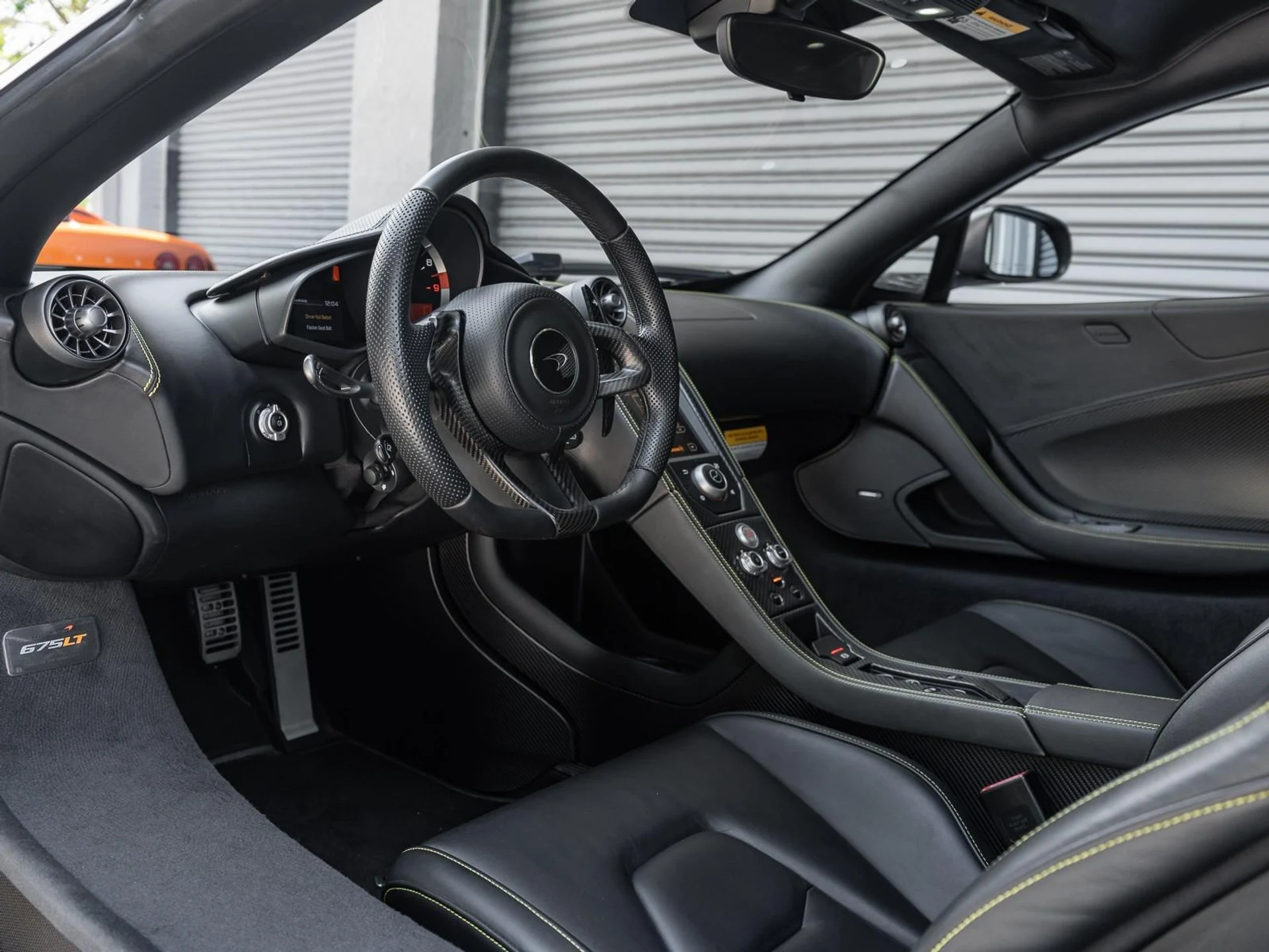 mph005_1753744925_Used_2016_Mc_Laren_675_LT_1766095575_23f18f17b2