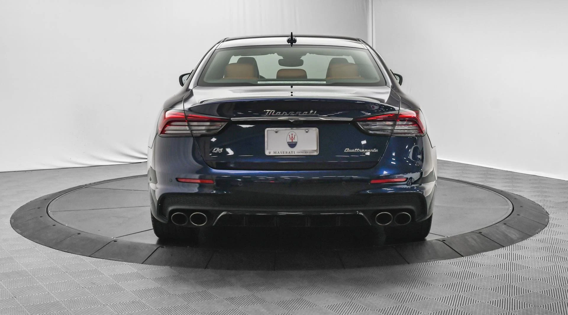 mph005_1763572252_Used_2022_Maserati_Quattroporte_Modena_Q4_1753516835_05106d6068
