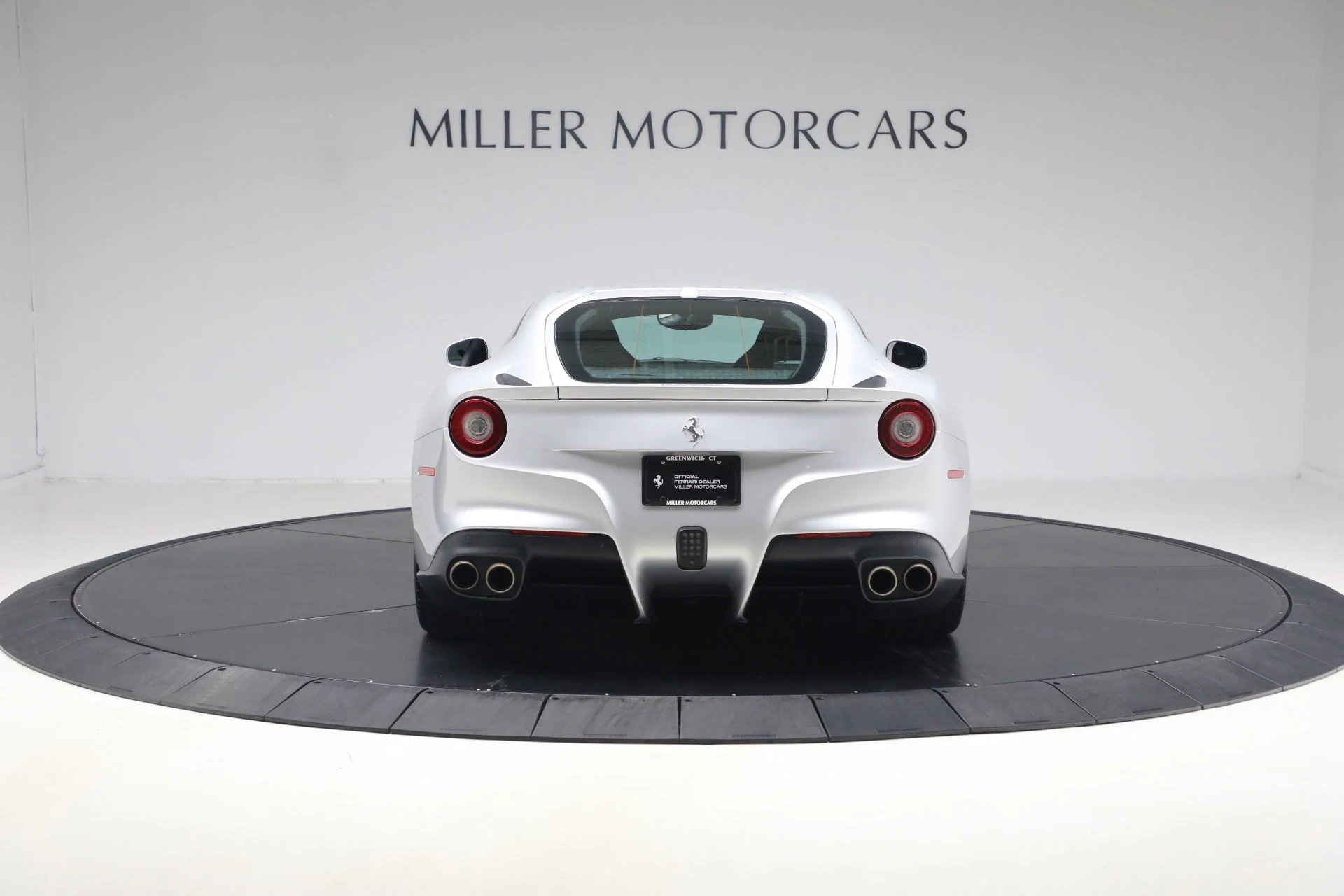 mph005_176695284_Used_2014_Ferrari_F12berlinetta_1789580731_7ca4f6ba0c