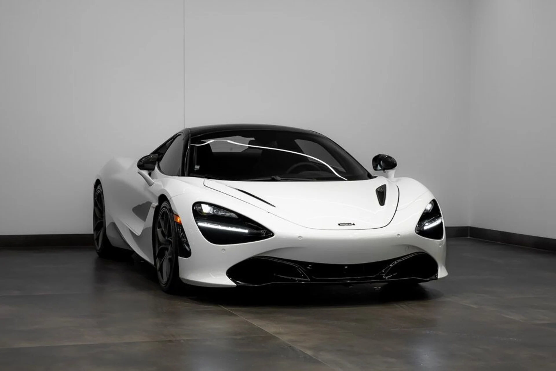 mph005_1767086899_mclaren_720s_2020_jpg_v_1764949561_04f02b1d18