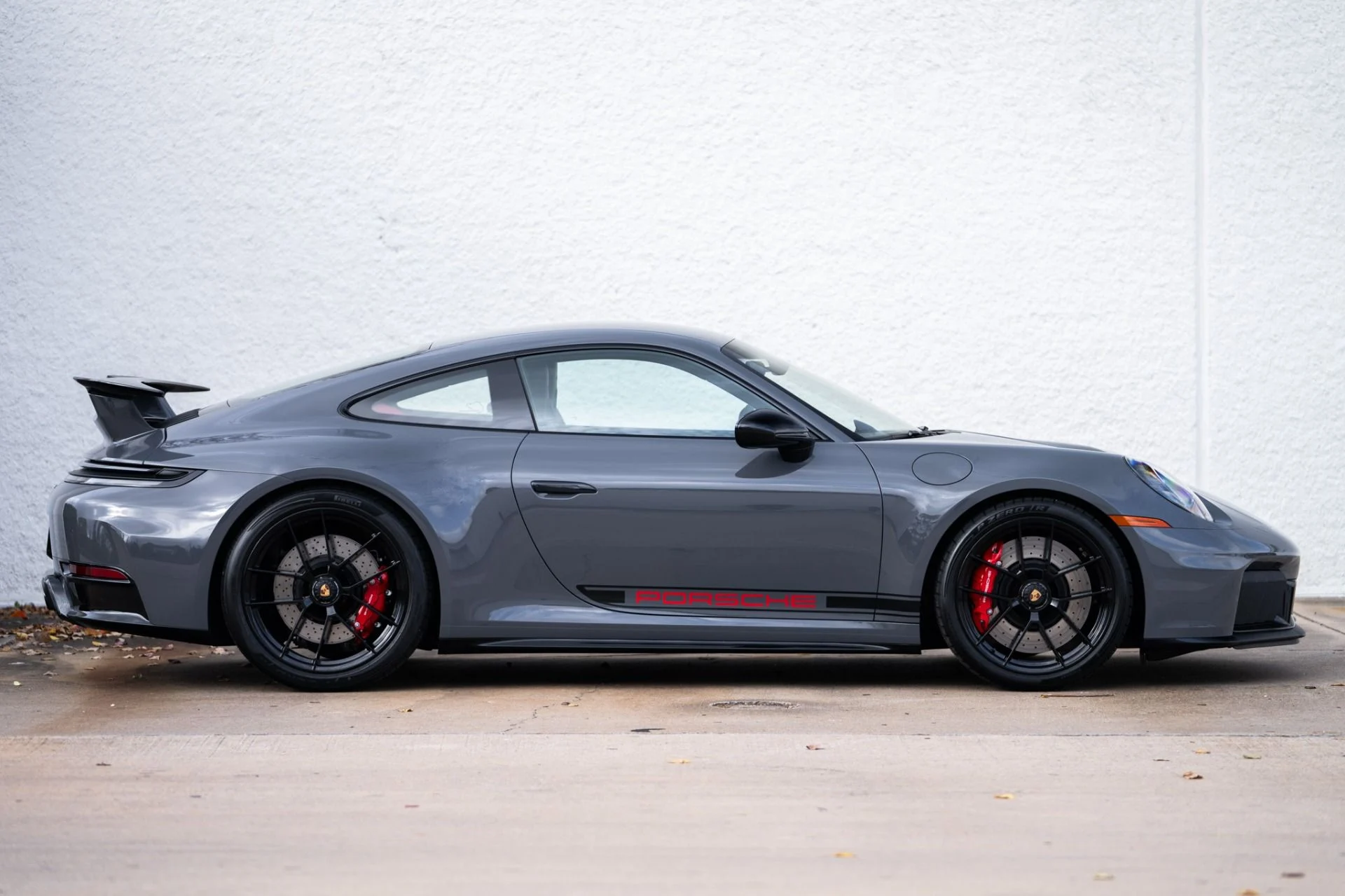 mph005_1768102508_Used_2025_Porsche_911_Carrera_4_GTS_1766512574_26ed67b79f