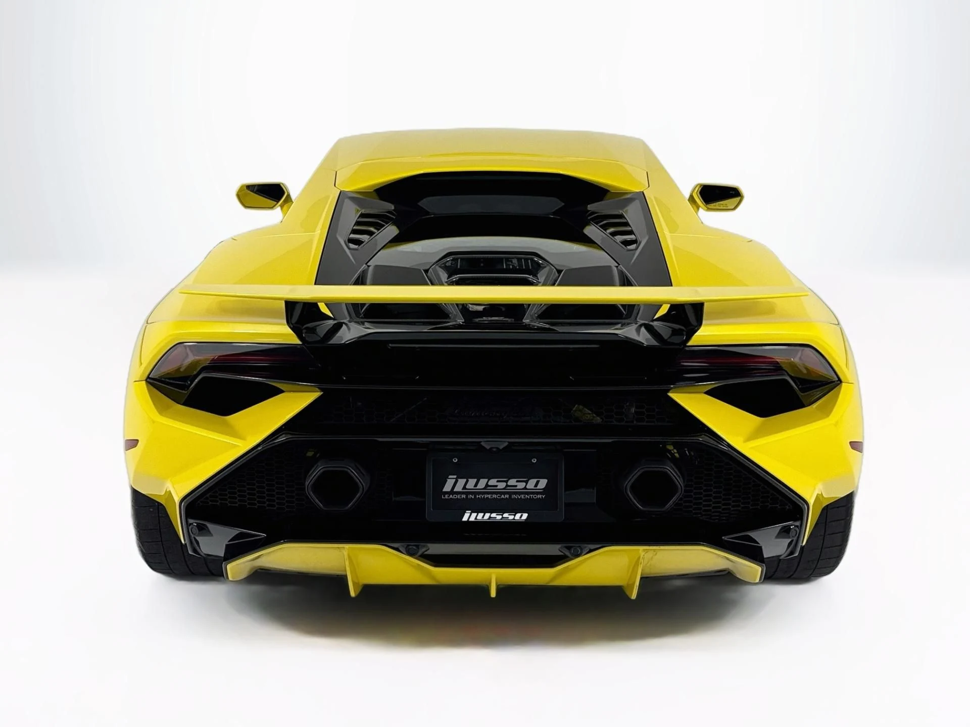 mph005_1768587672_Used_2023_Lamborghini_Huracan_Tecnica_1793401502_f2a184a7b7