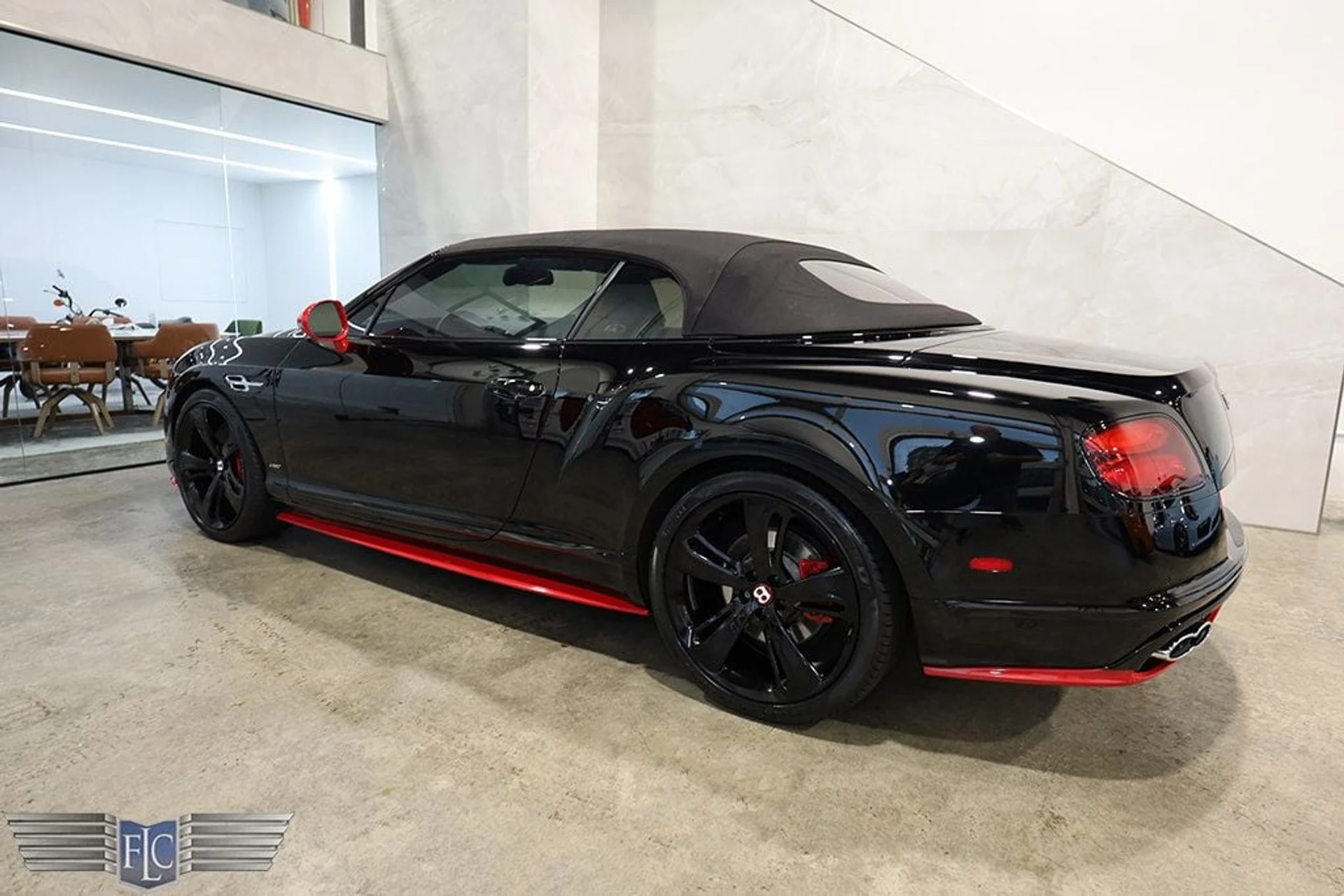 mph005_1774386855_used_2017_bentley_continental_gtcv8sconvertible_9689_22975632_6_1024_70fe9f07d0