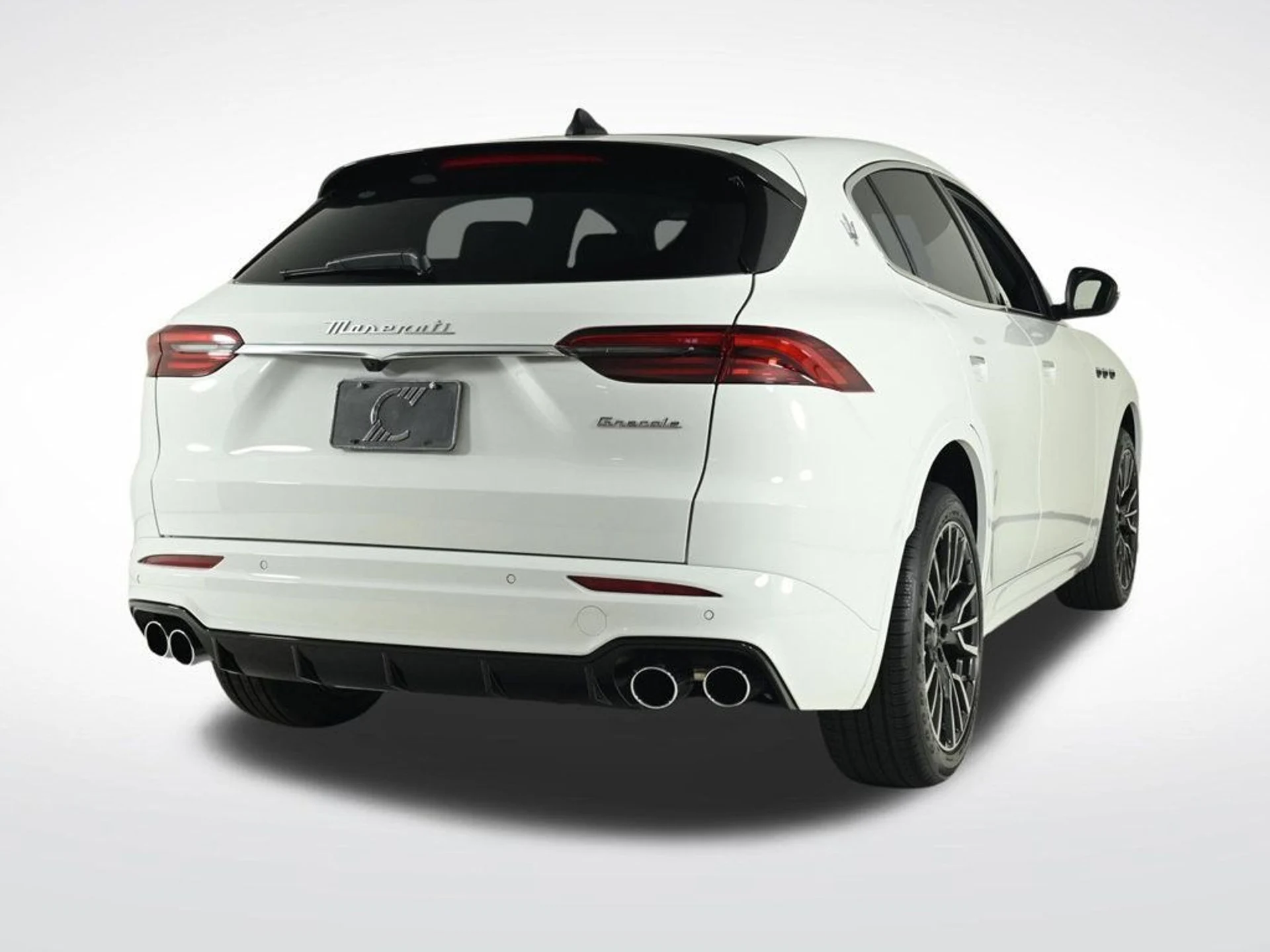 mph005_178313675_used_2025_maserati_grecale_base_11350_22975680_5_1024_f32afaec09