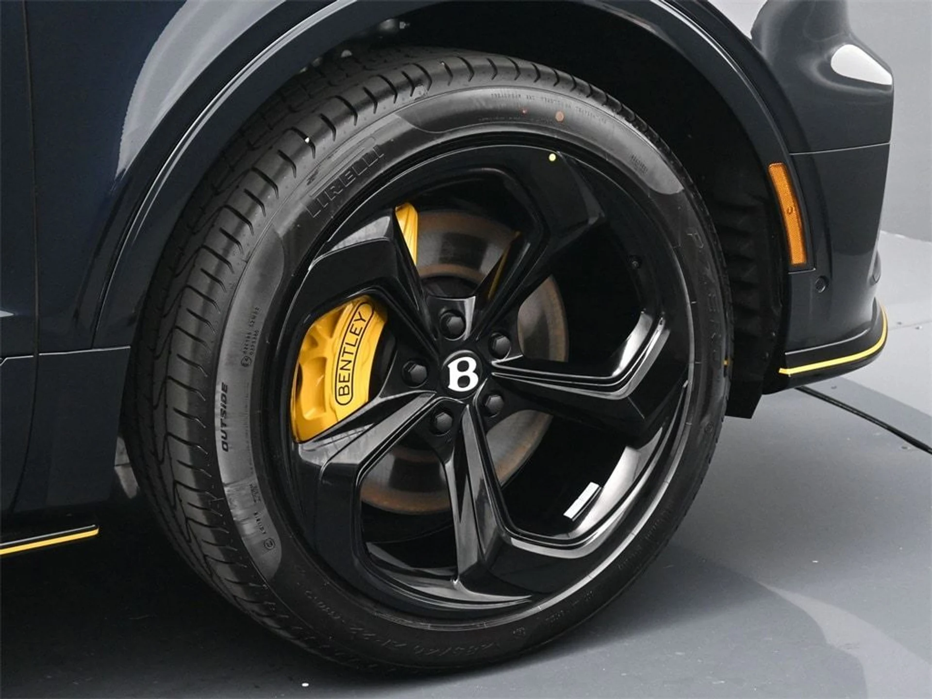 mph005_178360693_5eccdf2e928d5d35067aba789cc1c154x_2daf2041ac