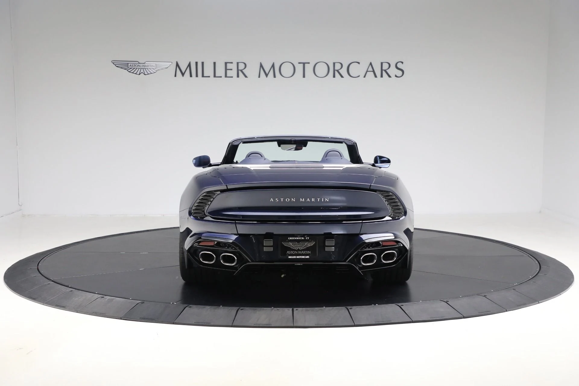 mph005_1784881940_New_2026_Aston_Martin_Vanquish_Volante_1762784303_c91d4b45cc