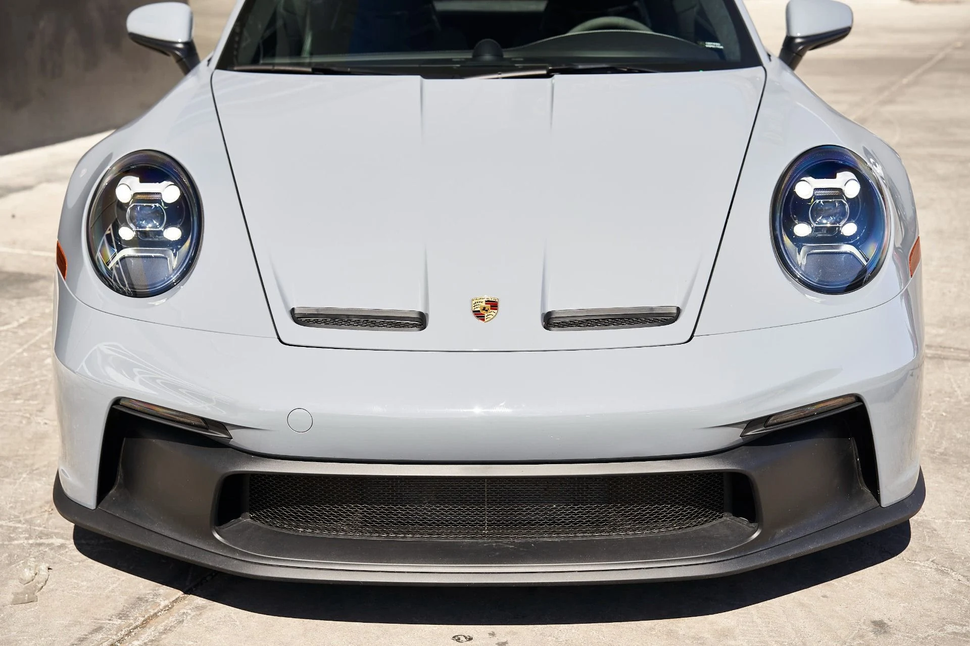 mph005_1787729684_Used_2023_Porsche_911_GT_3_1723305784_3411641b05