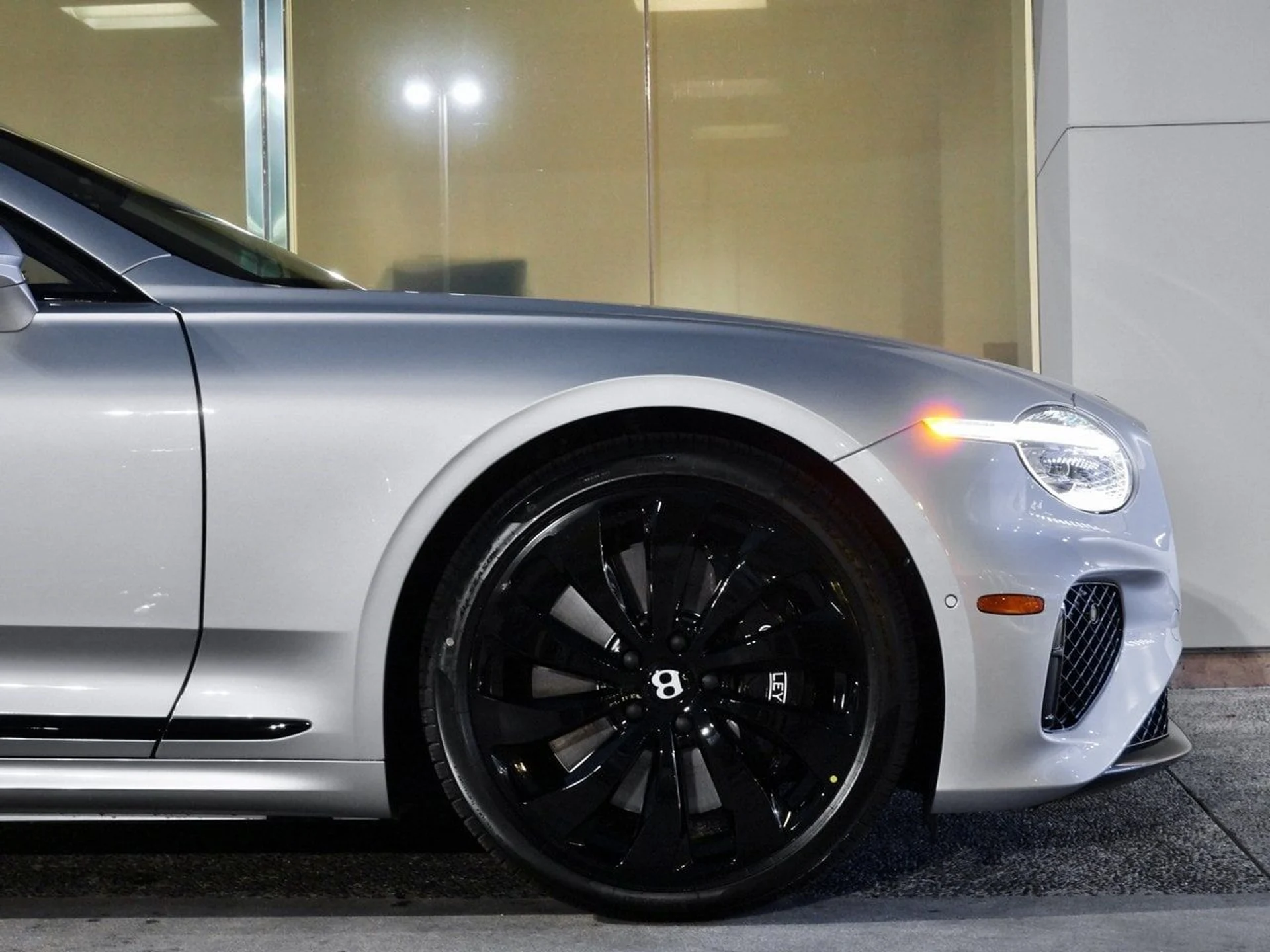 mph005_1791041638_c70a6e30ed030e363e1683825802f632x_b5befcf699