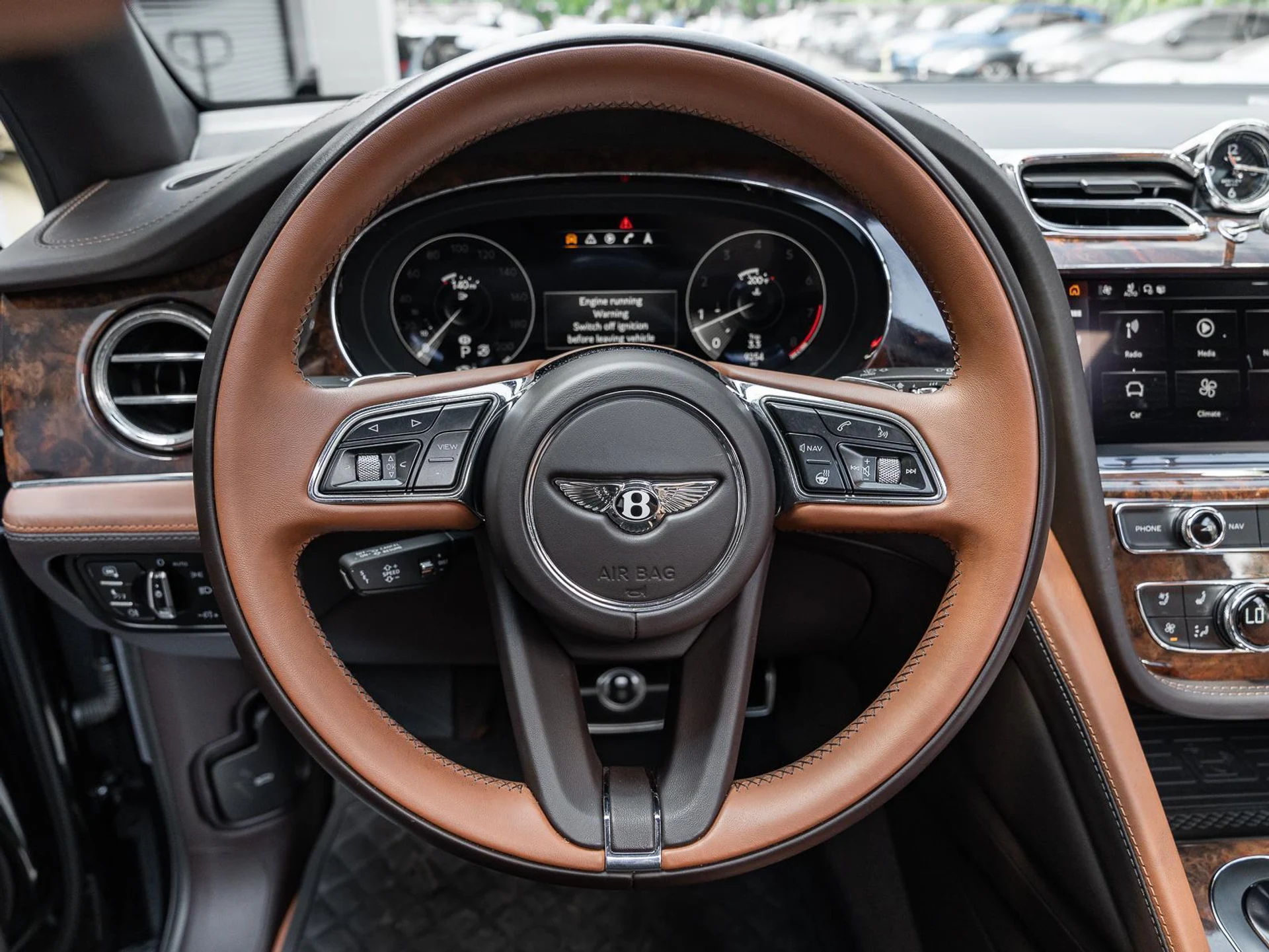 mph005_1798085401_Used_2023_Bentley_Bentayga_EWB_V8_1778364297_fb94d7f822