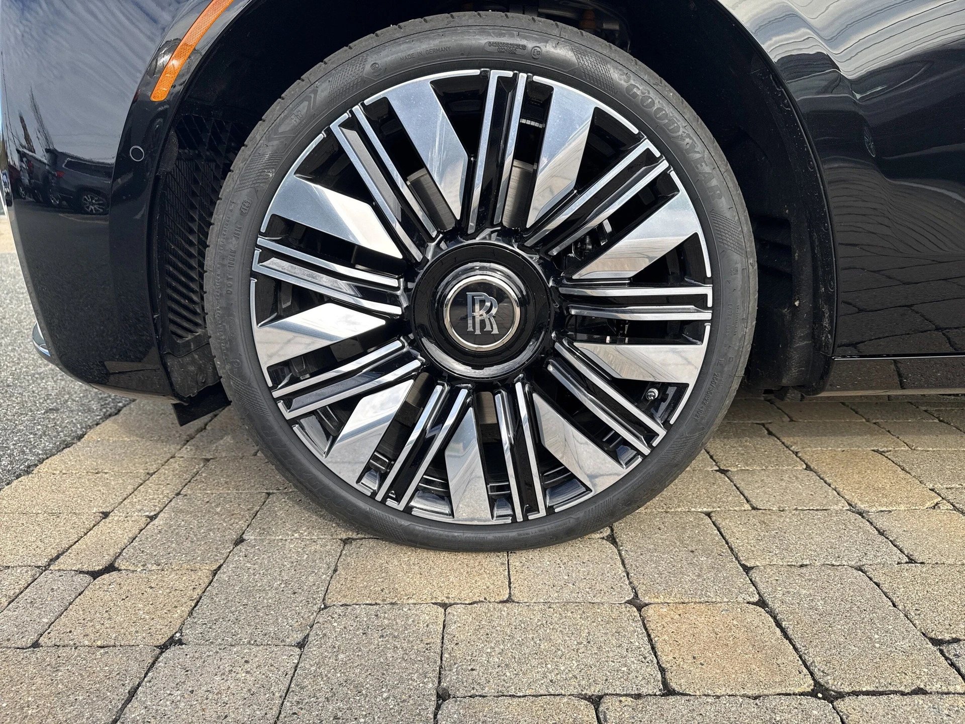 mph005_1804596995_6e2f956a41a73bfa97ddb0750db75d3fx_6537e055df