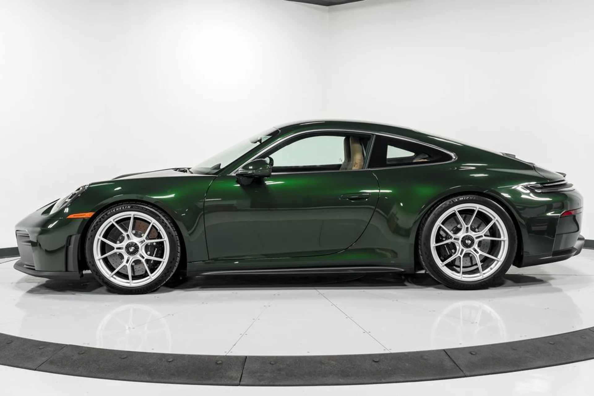 mph005_1807843504_f0d81b16dc923fc65f4580432a0b0c51x_73f0f3b129