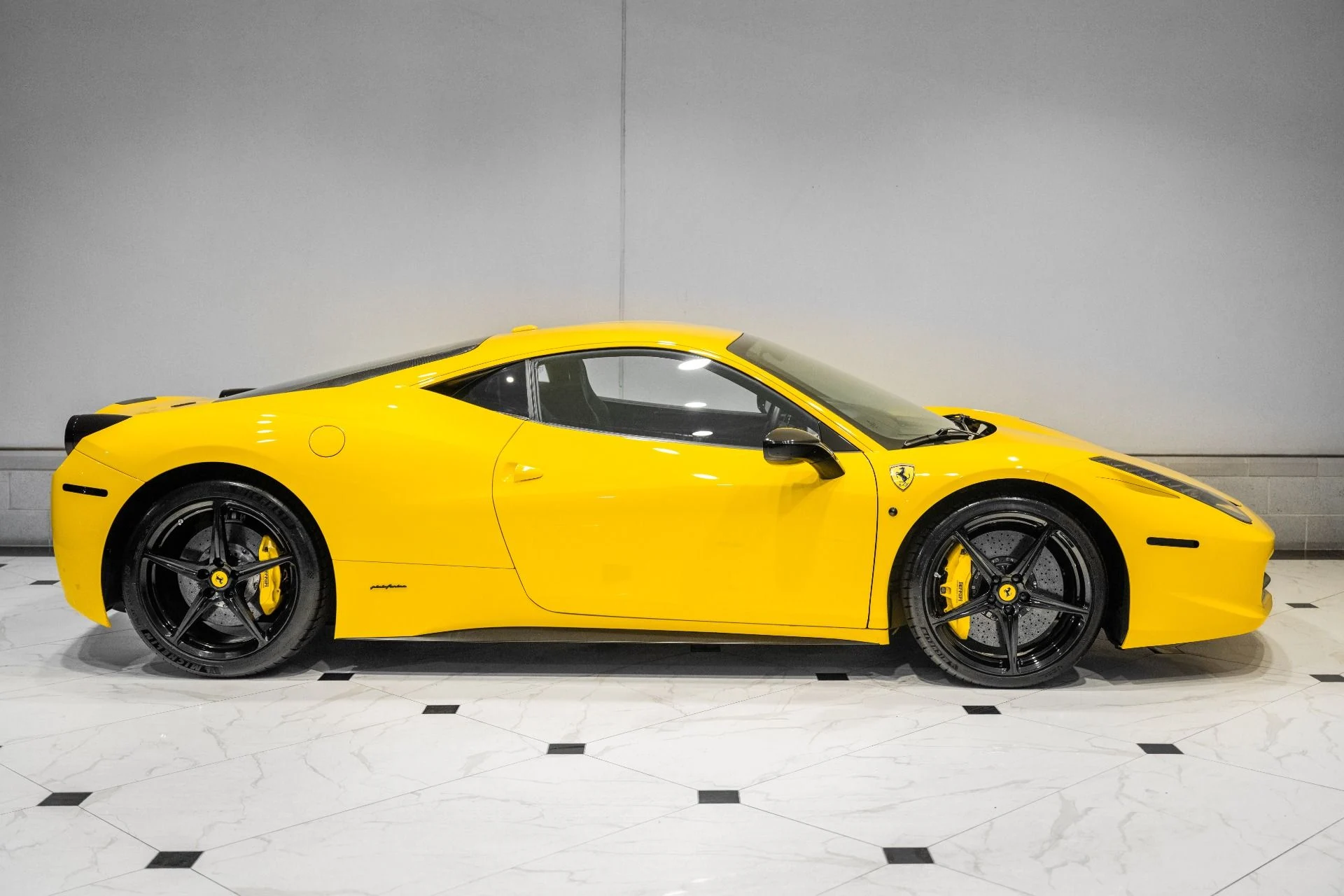 mph005_1809149982_Used_2011_Ferrari_458_Italia_1783955113_ade4632b96