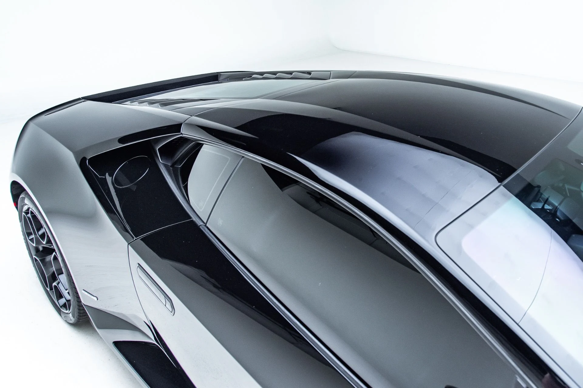 mph005_1810432483_Used_2016_Lamborghini_Huracan_LP_610_4_1786577538_d0005a3c09