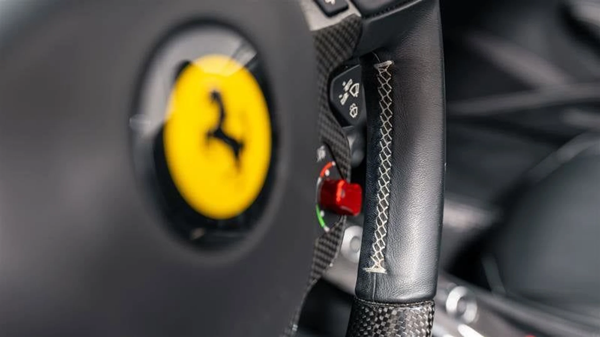 mph005_1813149826_97bbedeec8664de2bda8abbd0b13e304_d699bbef77