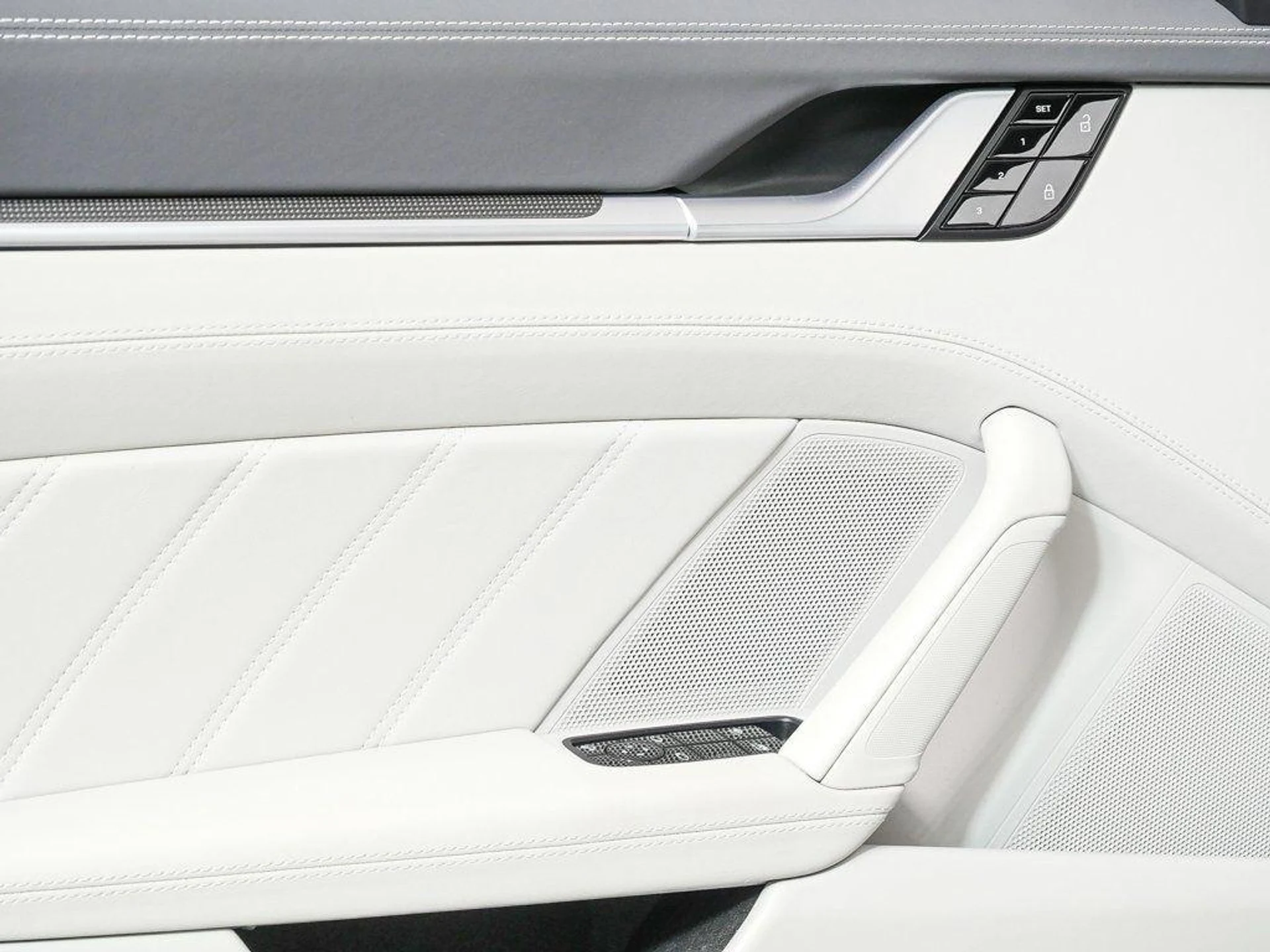 mph005_1822723924_6_Y_Pv8s_L01y_Tk3_Se_Rj_Nj3w_ZF_4_O7_M_3c128e4cd4