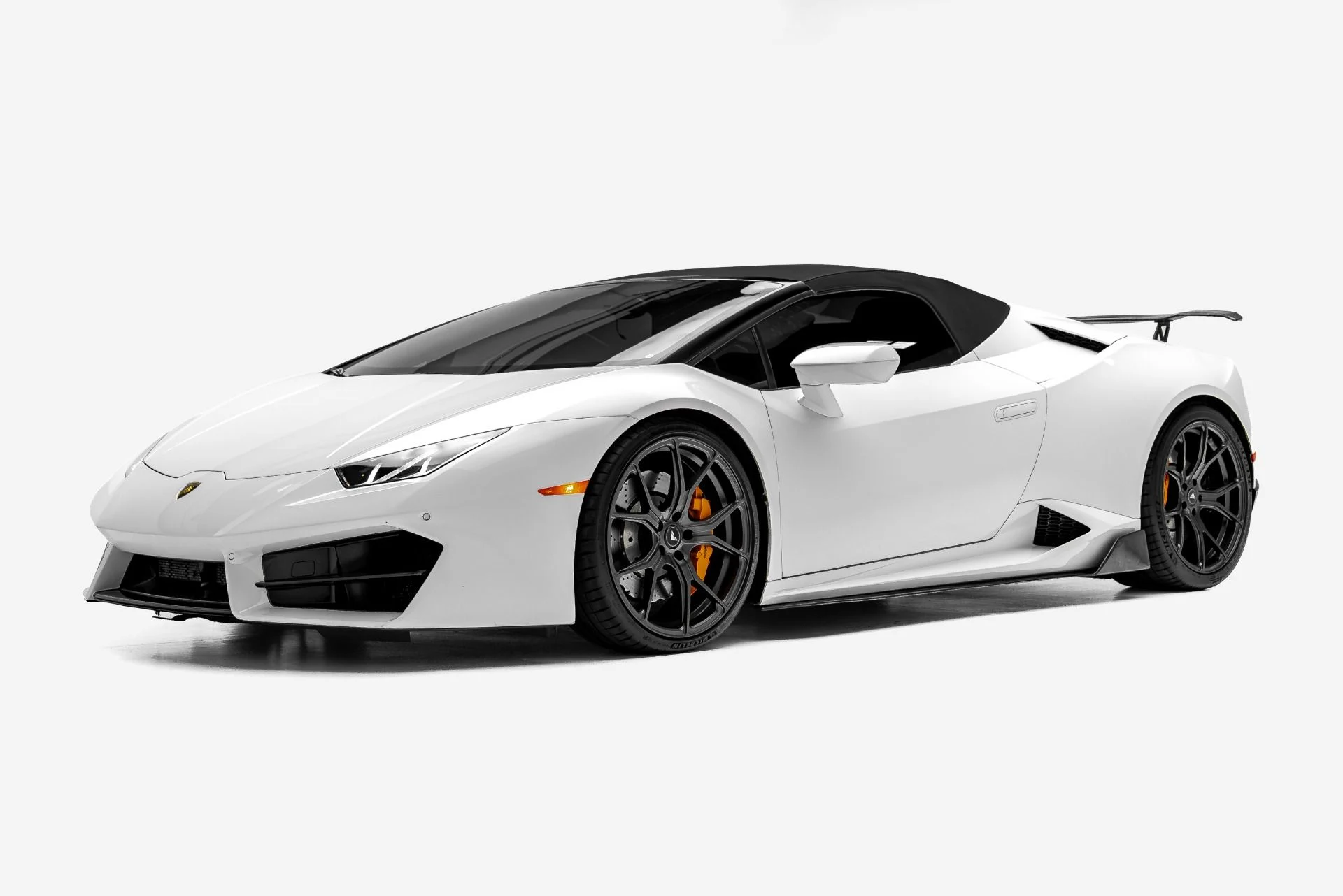 mph005_1825268918_Used_2017_Lamborghini_Huracan_LP_580_2_Spyder_1787204799_6d1250ce61