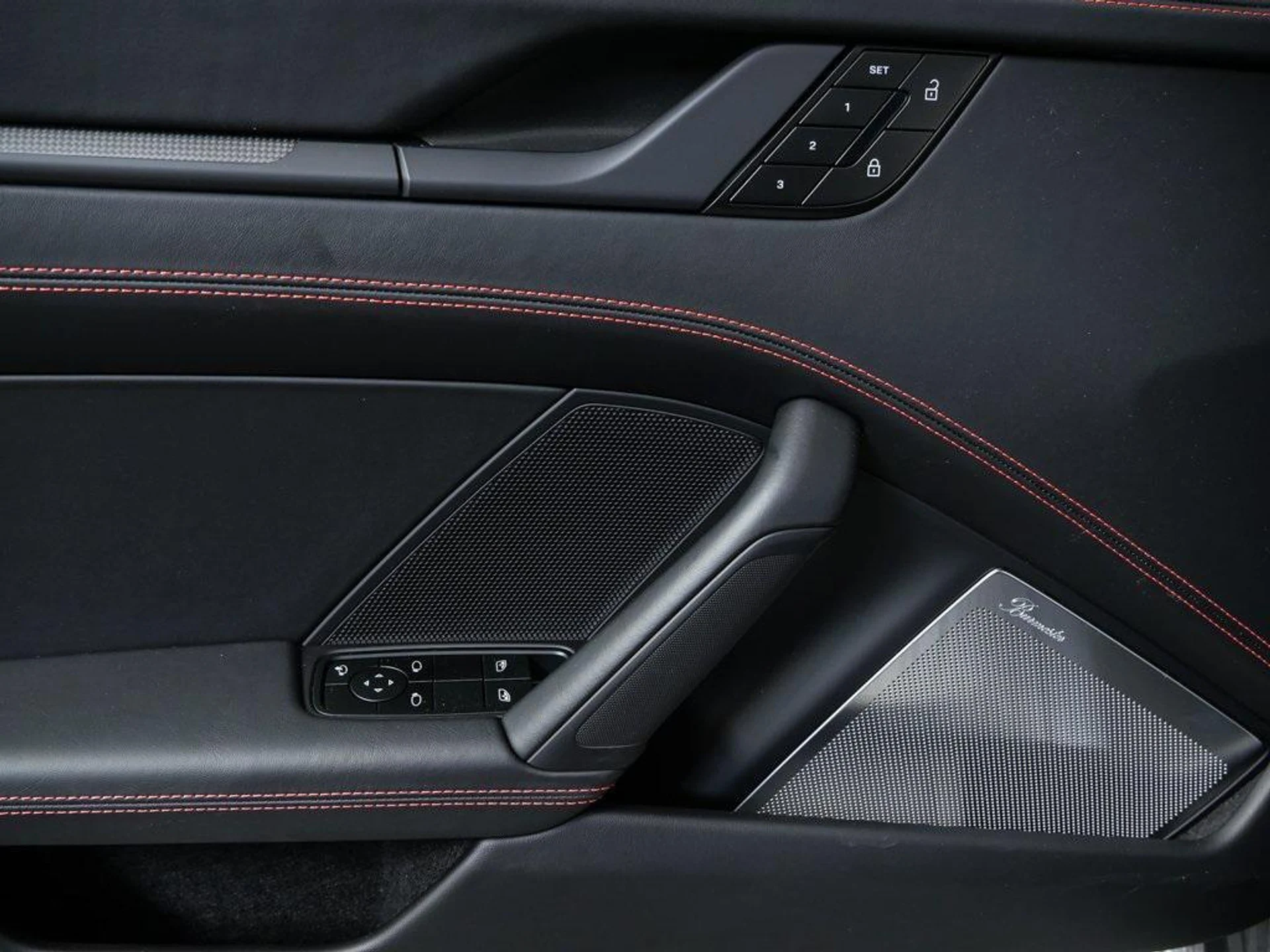 mph005_1835741831_svuwoweskwx_P_Kh_Vo_I20_X_Ln_YBE_Nk_6aab669290