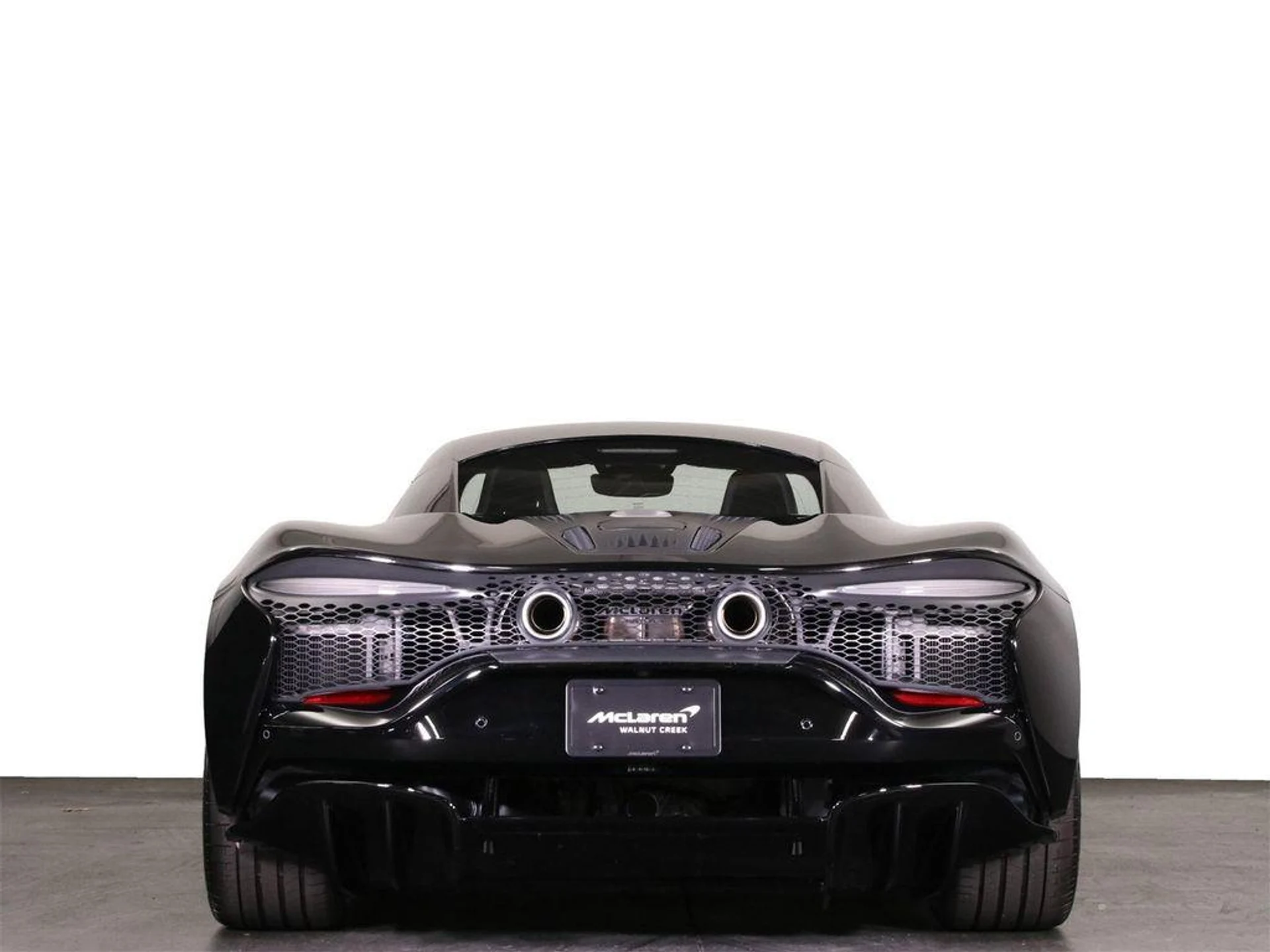 mph005_1843942400_m_XY_Zz6wo_If9w_Lrwa_Pc_o240_Cz_OU_c5d253442c