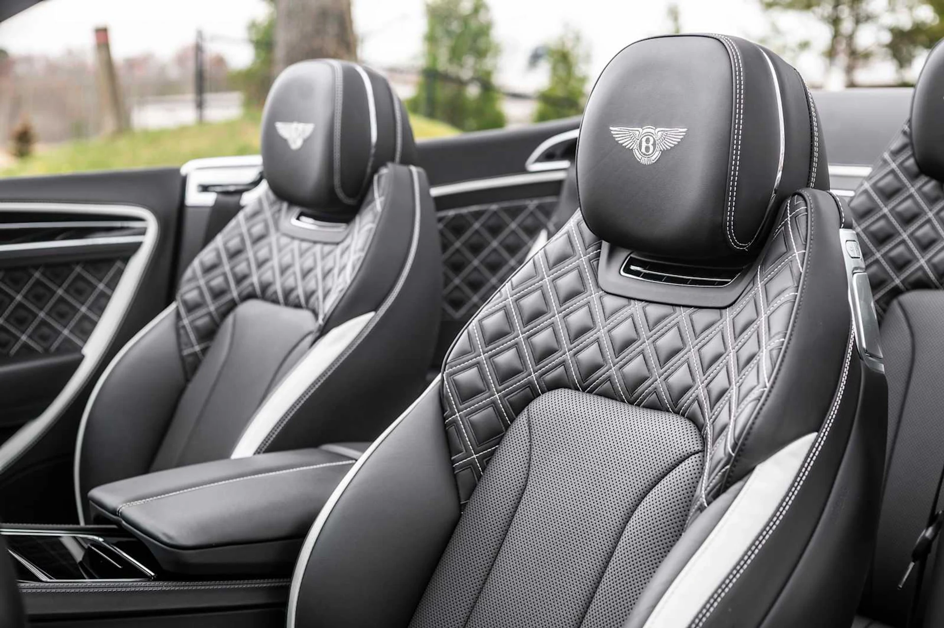 mph005_1857275061_f4f219013e27fba4eb61a0a5d7acc271x_3a56df071e